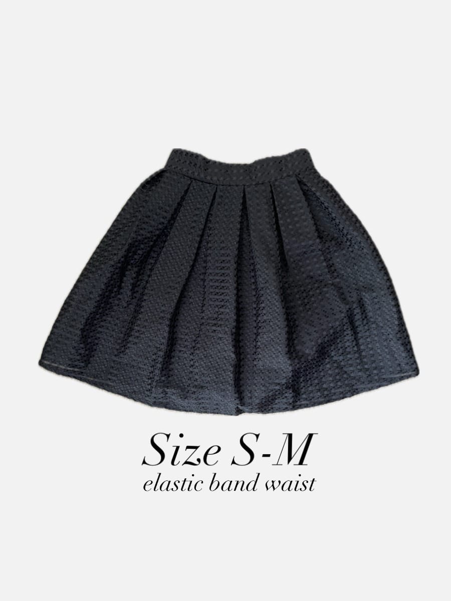 No brand  Chic Black Pleated Skirt - Size S-M
