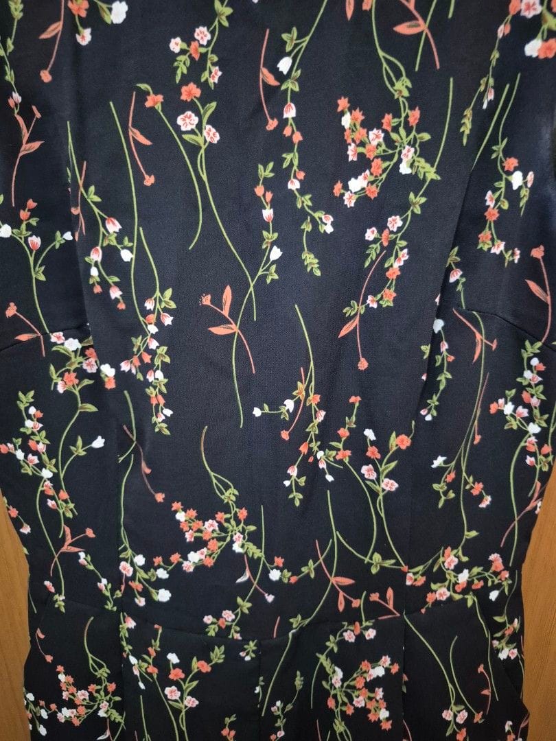 Love & Bravery Love & Bravery Floral Sleeveless Playsuit - Size S - Photo 2