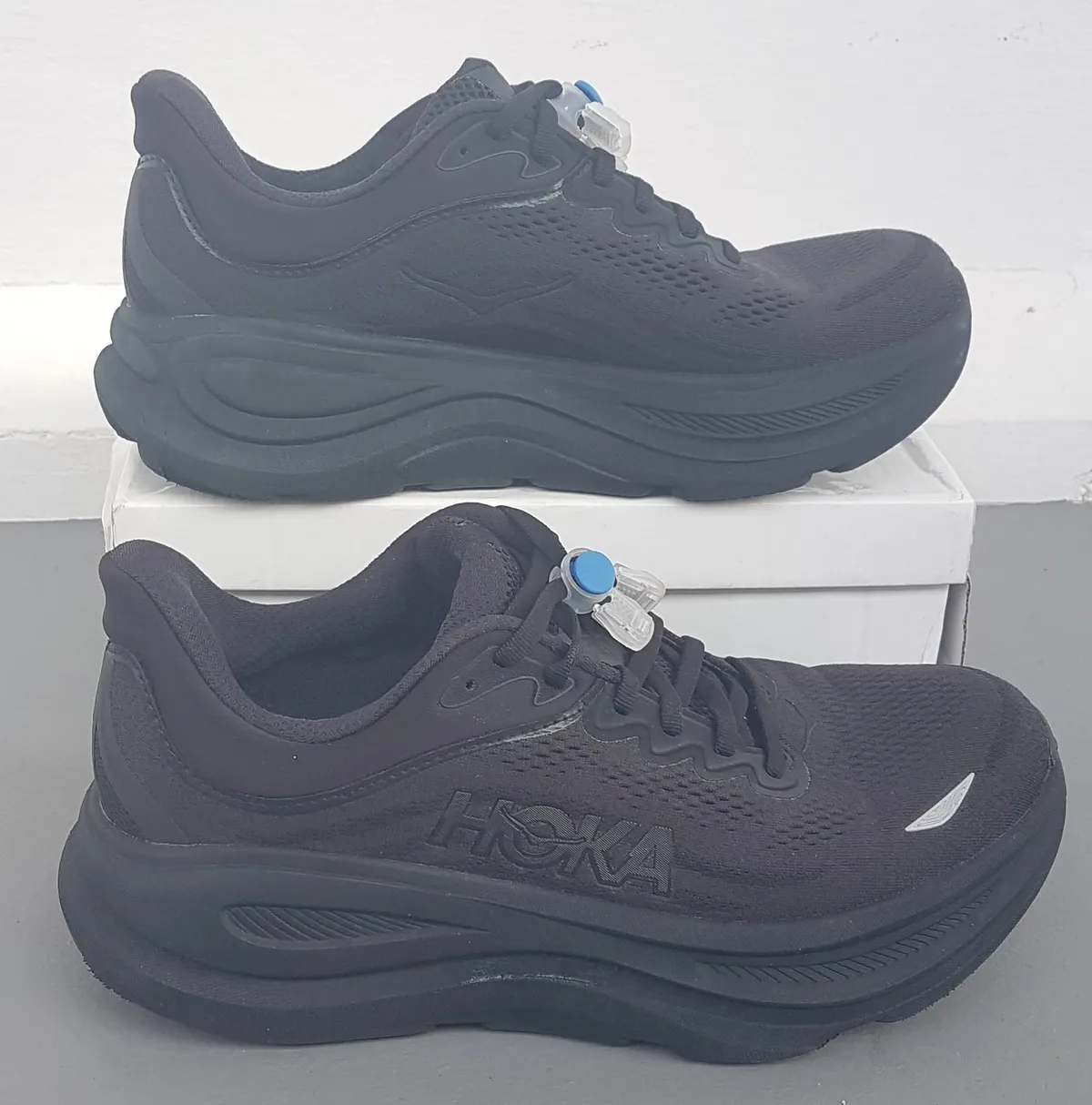 HOKA Original HOKA Running Shoes, BONDI 9 Wide Model, Cool Triple Black Colorway Sneakers, RETAIL $269, Cosmopolitan, HOKA ONE ONE from France, US 9.2E, UK 8.5, EUR 42 2/3, JP 27, Timeless Appeal, Urban Style, Sophistication, Streetwise, Everyday Shoes - Photo 5