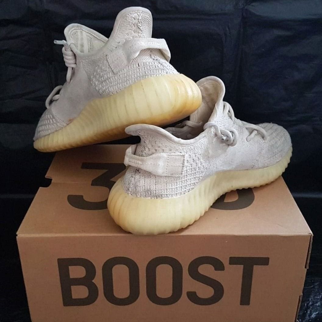 Adidas Yeezy Original Adidas Yeezy Boost 350 V2 Shoes, Light UV Model, US 9.5, UK 8.5, FR 42.5, Exclusive Yeezy X Adidas Sneakers, Luxury Living, Sleek Kanye West Design, Cosmopolitan, Catwalk, Runway Show, Pop Culture, Hip Hop, Rock Star, RETAIL $900, Limited Edition - Photo 9