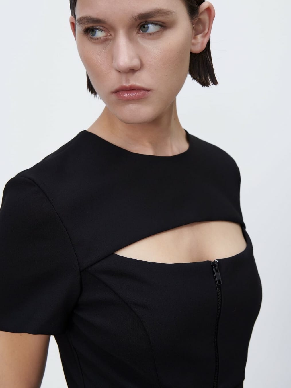 Zara ZARA Black Cut Out and Zip Detail Dress (M) - Photo 3