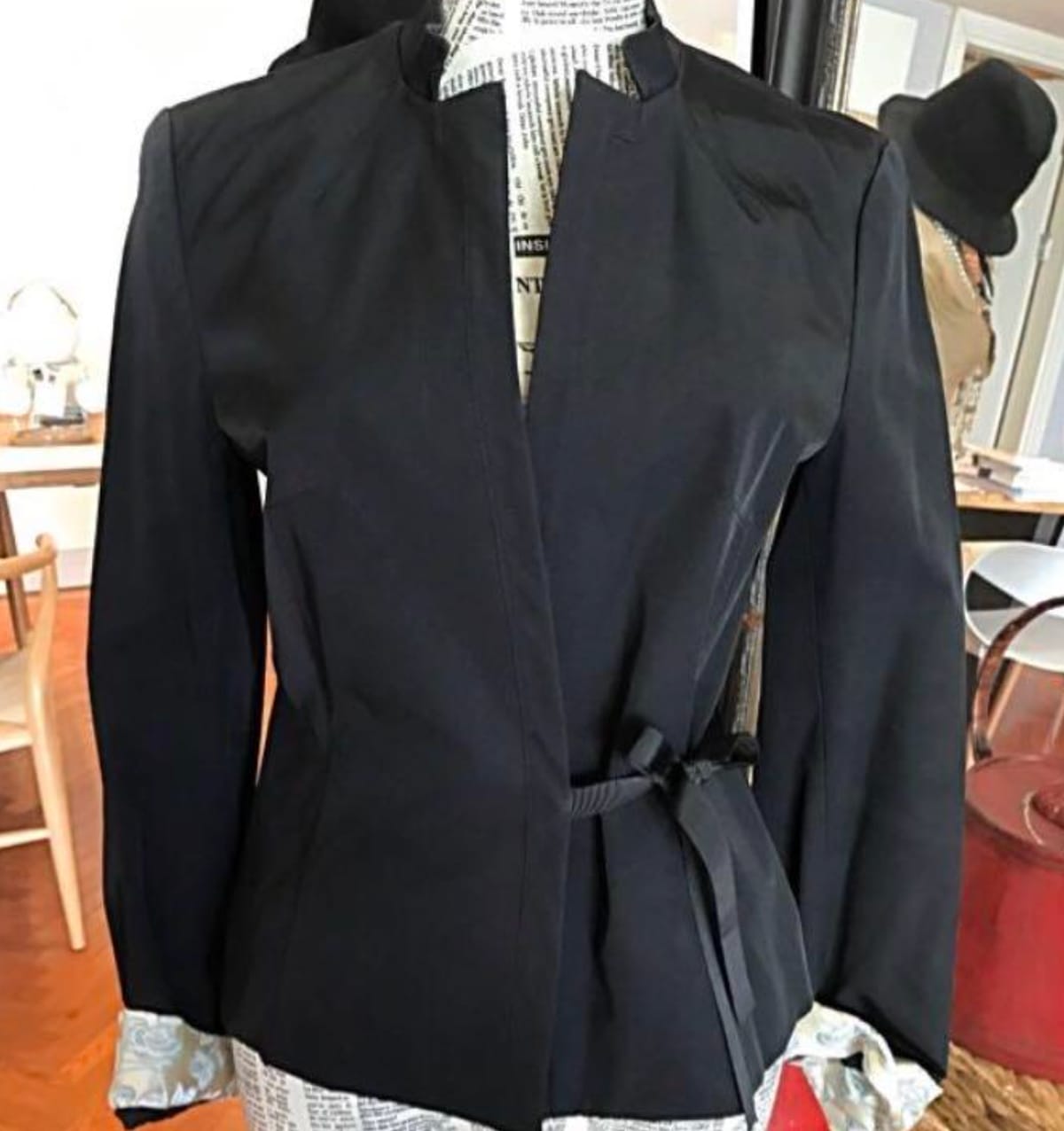 Chic Black Tailored Blazer