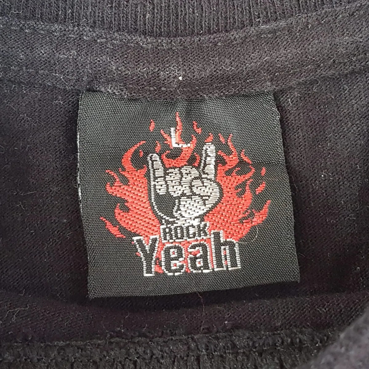 ROCK YEAH Retro METALLICA T-Shirt, Vintage 2000 Tee, Graphic and Justice for All, Cool Black Top, Cosmopolitan, Rock N Roll, Sophistication, Streetwise, Urban Style, Pop Culture, Hip Hop, Rock Star, Summer Holiday, Cult Street Fashion - Photo 2