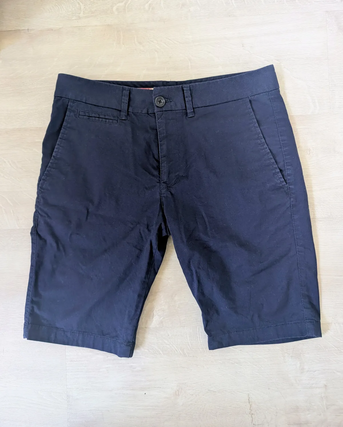 Design United Korean Brand Cotton Navy Shorts  - Photo 2