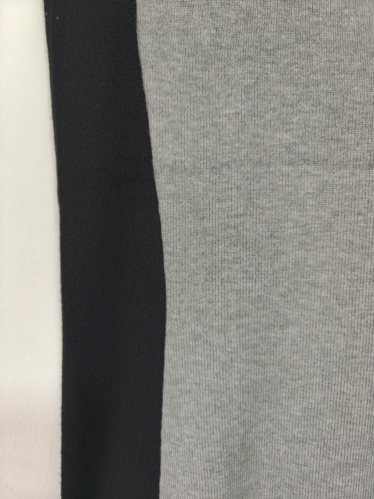 Chic Monochrome Bodycon Dress - Photo 4