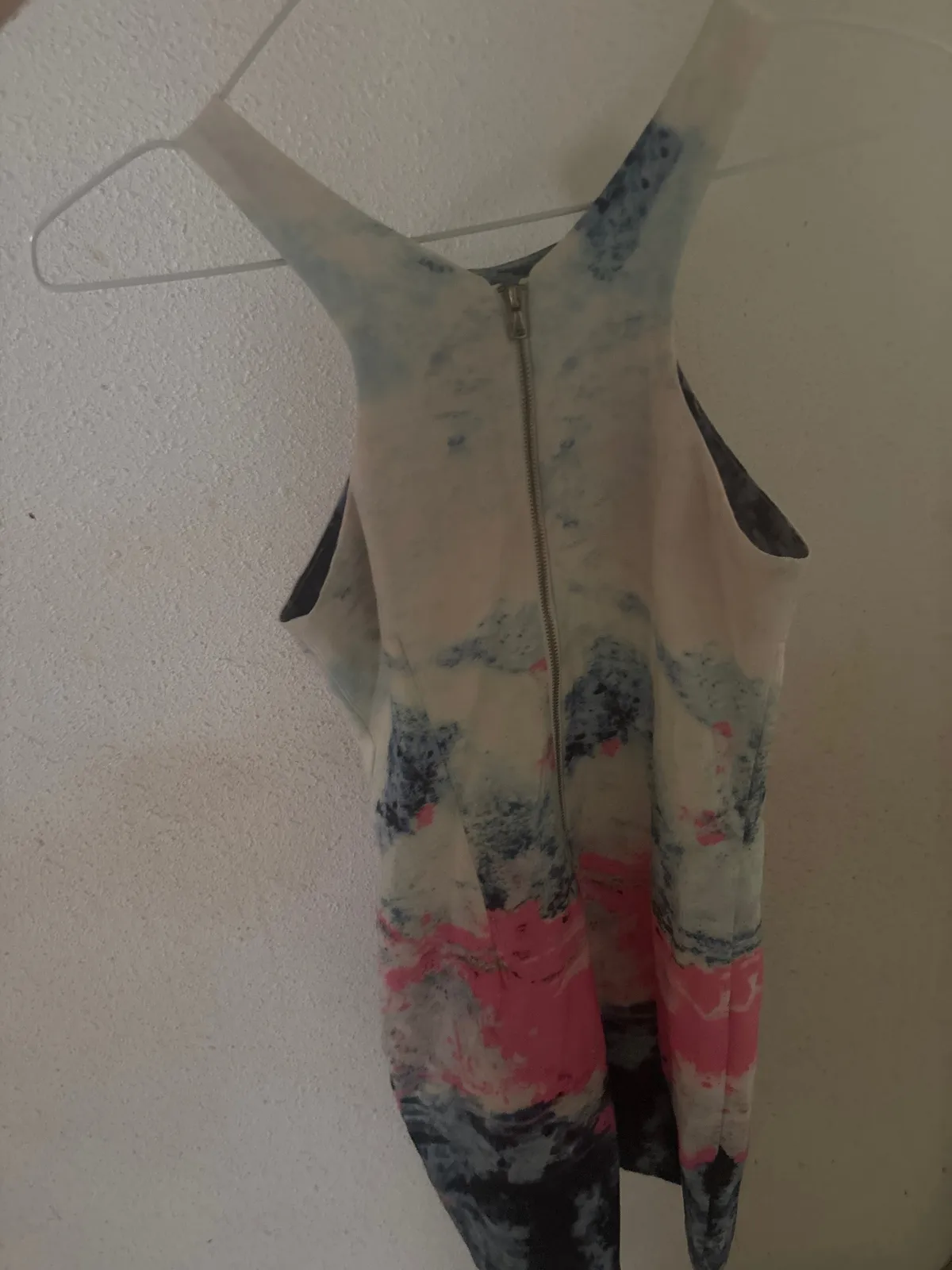 Abstract dress - Photo 2