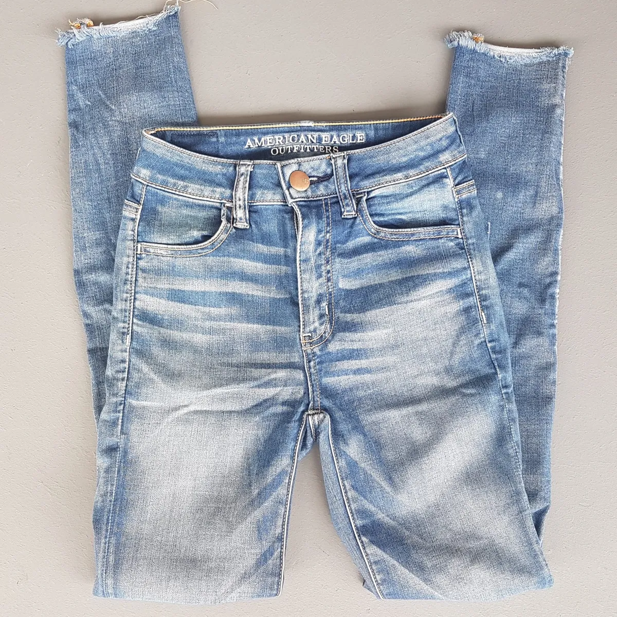 American Eagle Outfitters Original American Eagle Outfitters Denim Jeans, Hi-Rise Jegging, Super Super Stretch, US 0, UK 4, EU 32, AEO SA TEEN, Cool Distressed Bottoms, Bootcut, Destroyed Knees Model, Sophistication, Pop Culture, Hip Hop, Rock Star, Timeless Classic, Urban Style - Photo 4