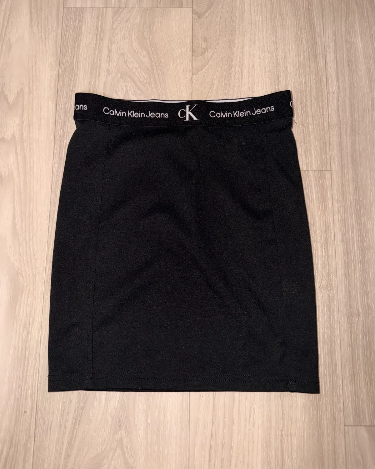 Calvin Klein Calvin Klein Black Mini Skirt