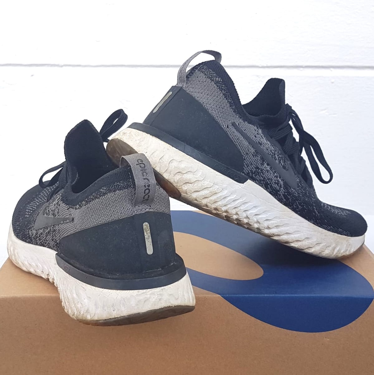 Nike Original NIKE Running Sneakers, EPIC REACT FLYKNIT 2 Model, Cool Black, Gray & White Shoes, Cosmopolitan, US 7.5, UK 6.5, EU 40.5, CM 25,5, Streetwise, Sophistication, Timeless Appeal, Pop Culture, Geek, Cult Street Fashion, Urban Style, Gym, Workout - Photo 5