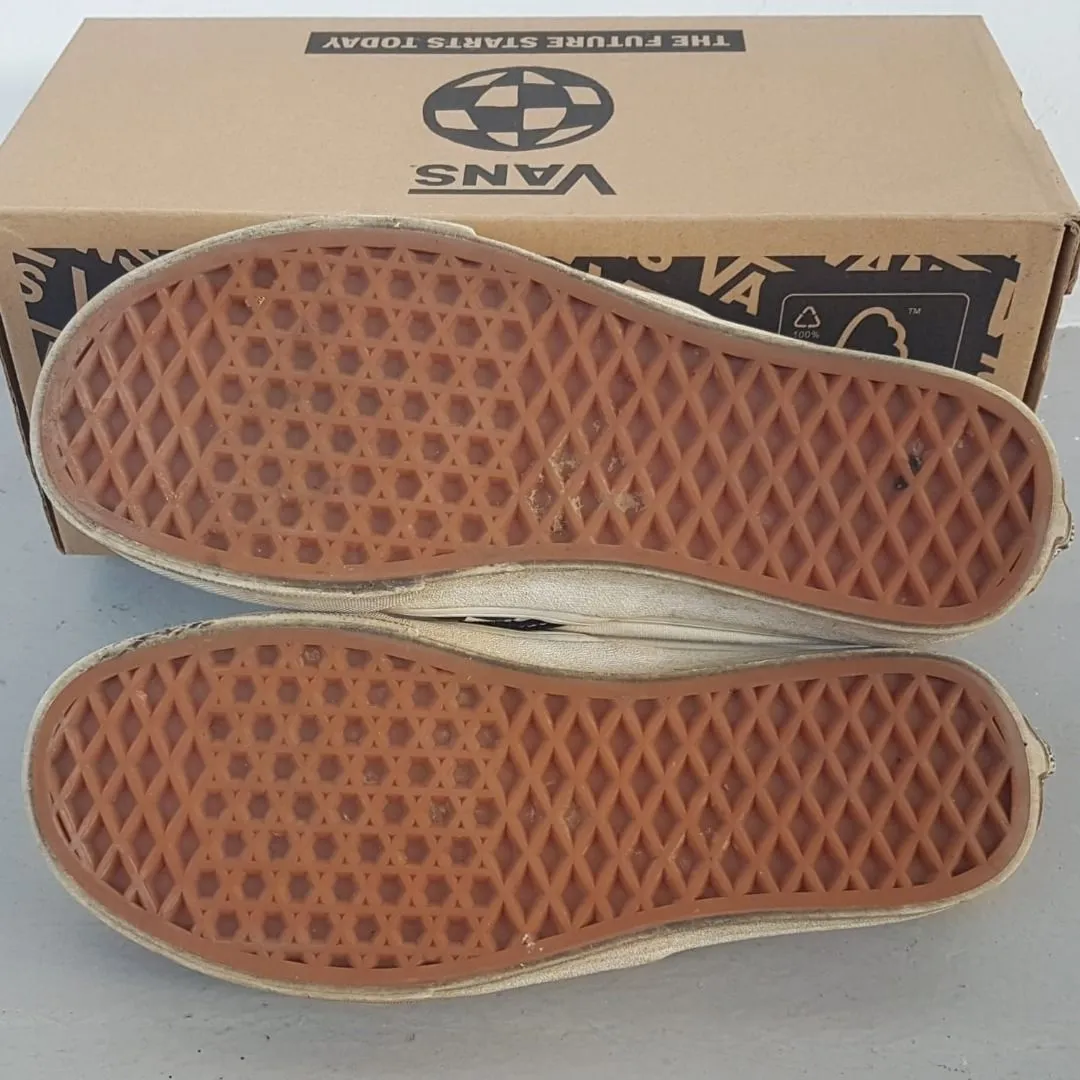 VANS Retro VANS Black & White Shoes, Cosmopolitan, Checkerboard Designer Sneakers, Classic Slip-On Mule, Cool Sliders, US 5.5, UK 3, EUR 35, CM 22, or US 4 Male, Old Skool, OFF THE WALL, Pop Culture, Hip Hop, Rock Star, Cult Street Fashion, Everyday Shoes - Photo 3