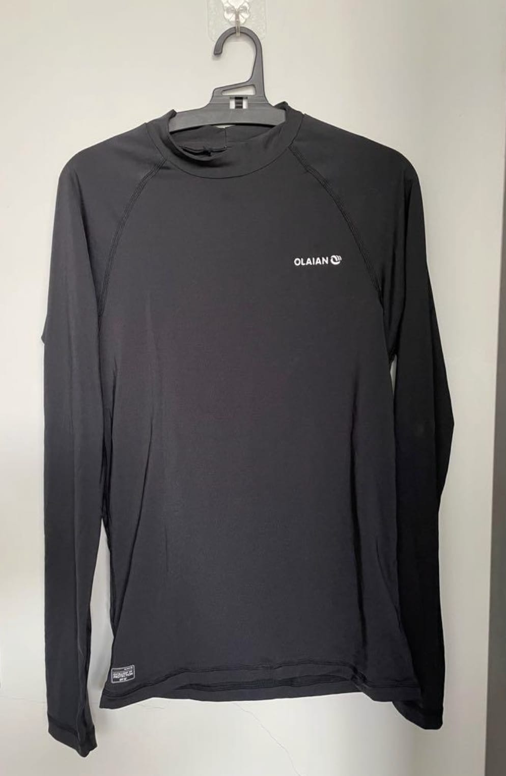 Olaian Black Long Sleeve Rash Guard