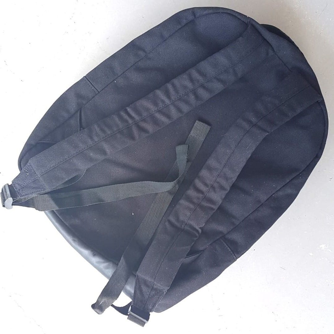 Ralph Lauren Original Ralph Lauren Backpack, Polo by Ralph Lauren from USA, Cool Rucksack, Cosmopolitan, Luxury Lifestyle, Ralph Lauren Fragrances, Black Haversack, Grey Ralph Lauren Polo Logo, Travel Pack, Urban Style, Timeless Appeal, Sophistication, Pop Culture - Photo 9