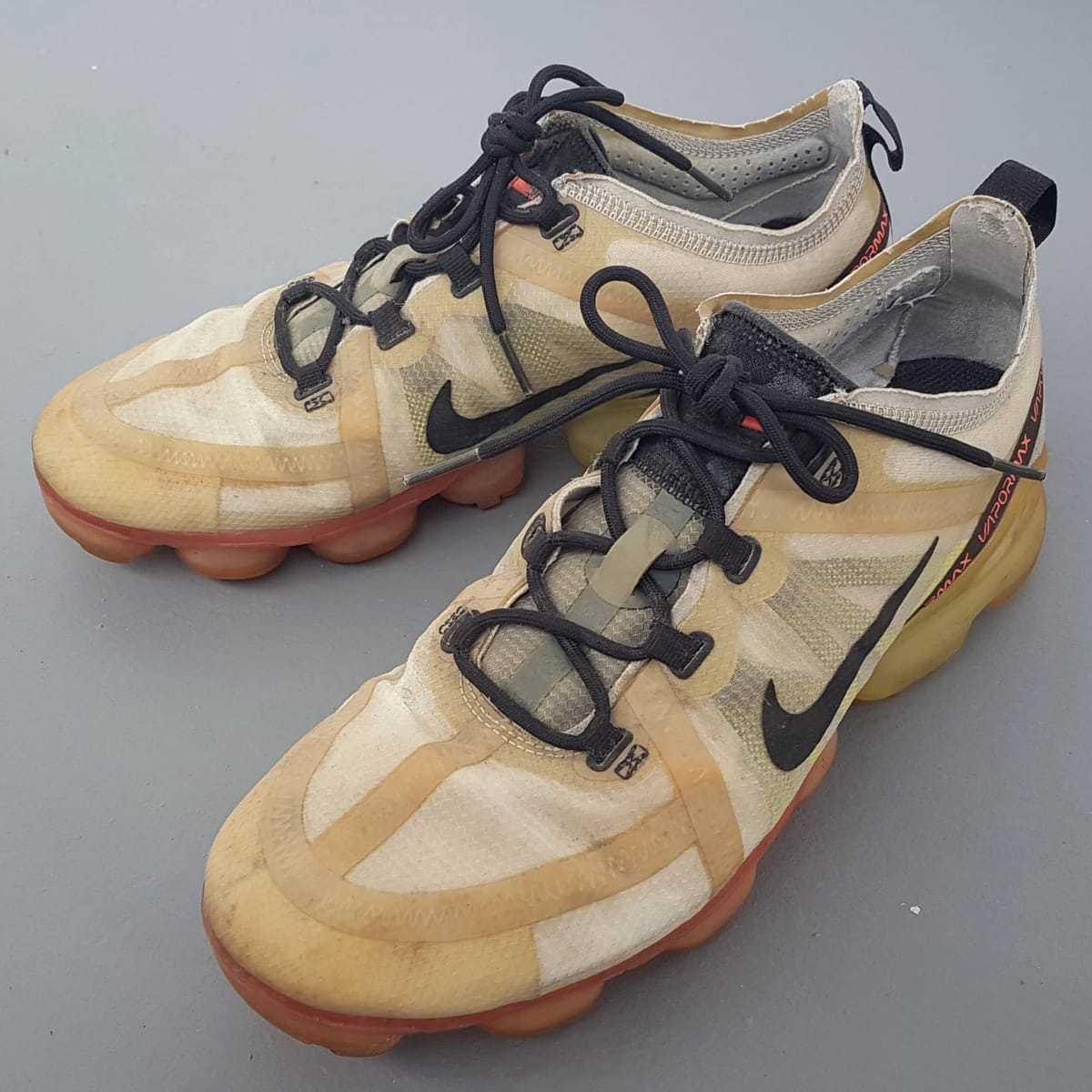 Nike Original Nike Air Vapor Max 2019 Sneakers, Gray, Beige, Gold & Yellow Colorway, Cosmopolitan, US 9.5, UK 8.5, EU 43, CM 27.5, NIKE Running Shoes, Sleek Design, Urban Style, Timeless Appeal, Sophistication, Streetwise, Pop Culture, Cult Street Fashion - Photo 4