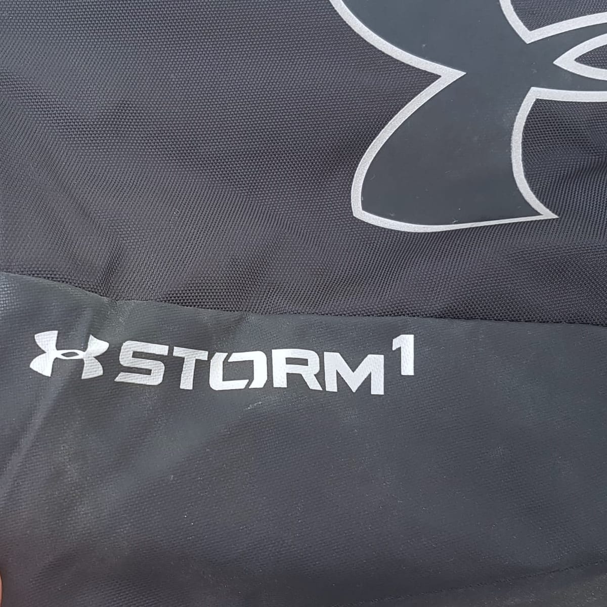 Original UNDER ARMOUR Undeniable 2.0 Duffle Bag, UA STORM 1 Model, USA, Gym Bag, Travel Pack, RETAIL $146, Heat Gear Shoulder Pad, Top & Side Handle, Tough Abrasion Resistant Bottom, Water Resistant Finish, Active Lifestyle, Streetwise, Pop Culture - Photo 4