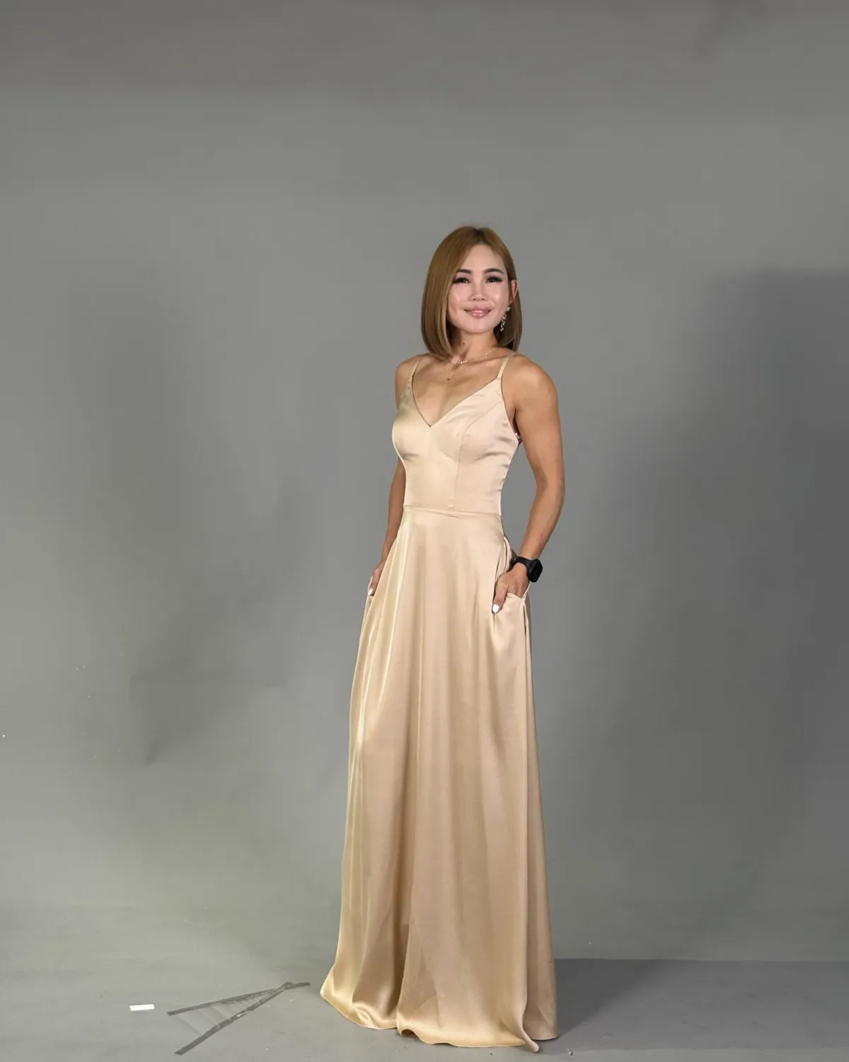 Fazzling Closet Elegant Champagne Evening Gown - Photo 2