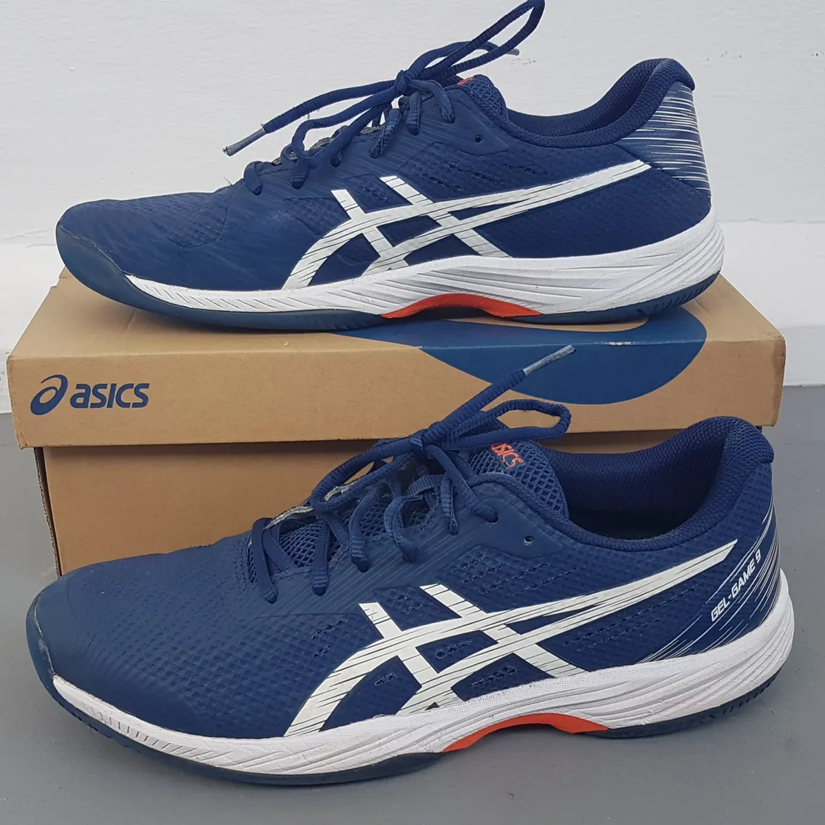 ASICS Original ASICS Designer Shoes, GEL-GAME 9 Blue & White Model, UK 9.5, US 10.5, EUR 44.5, CM 28.25, Tennis, Gym, Court Sneakers, Cosmopolitan, Roadster, Sophistication, Streetwise, Urban Style, Pop Culture, Cult Street Fashion, Everyday Shoes - Photo 9