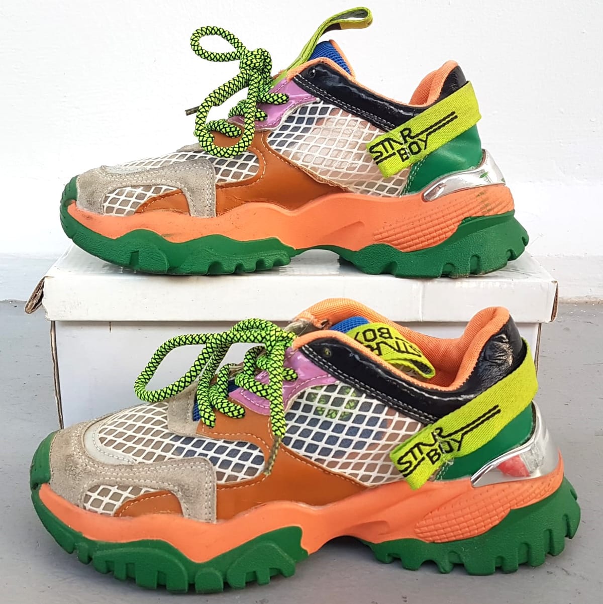 STNR STNR Chunky Designer Shoes, Cool Steve Madden Model, Cosmopolitan, US 7, UK 5, EU 38, CM 235, Sleek Colorful Sneakers, Sporty, Active Lifestyle, Streetwise, Pop Culture, Urban Style, Sophistication, Cult Street Fashion, Timeless Appeal - Photo 2
