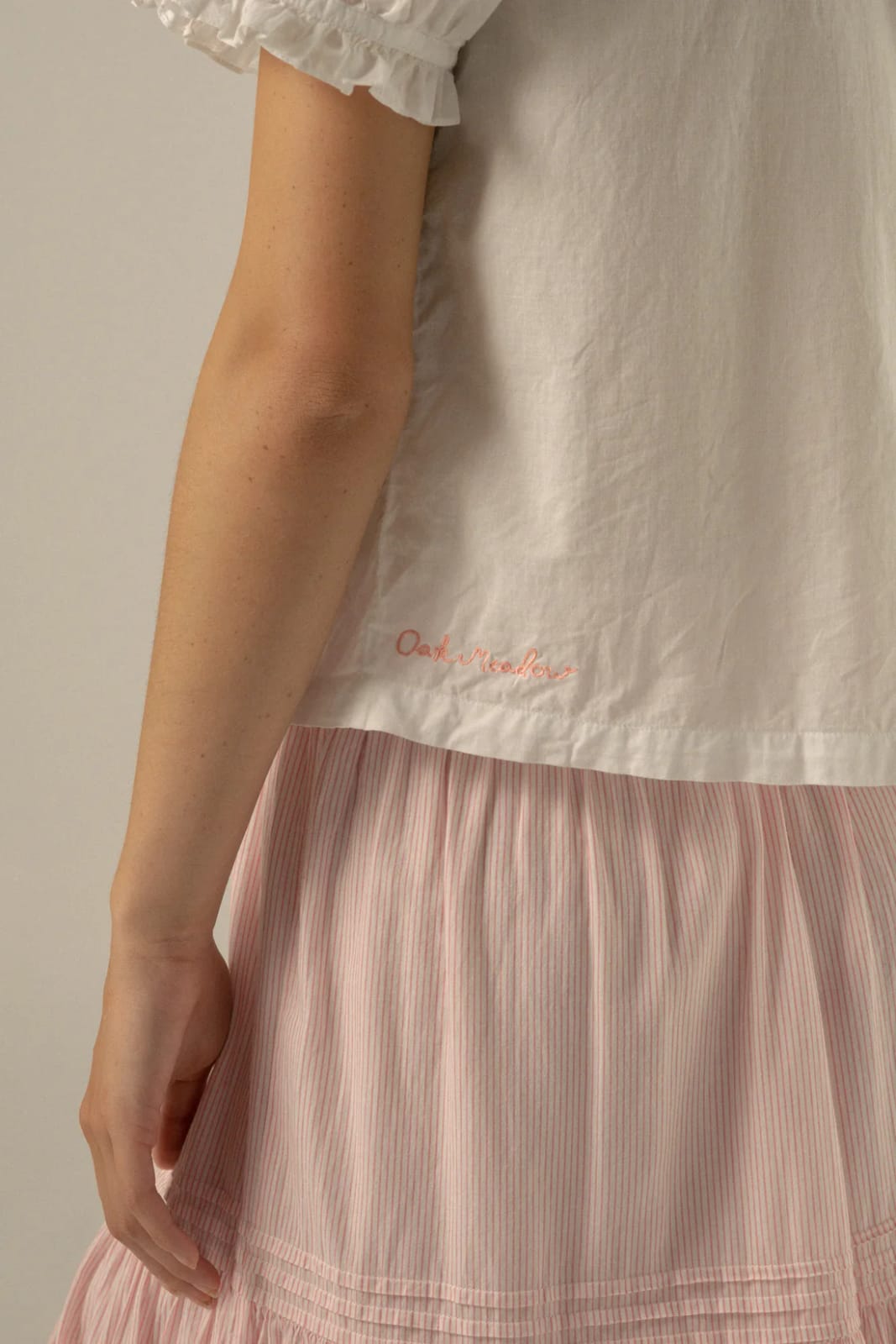 Oak Meadow Billie Blouse in White - Photo 4