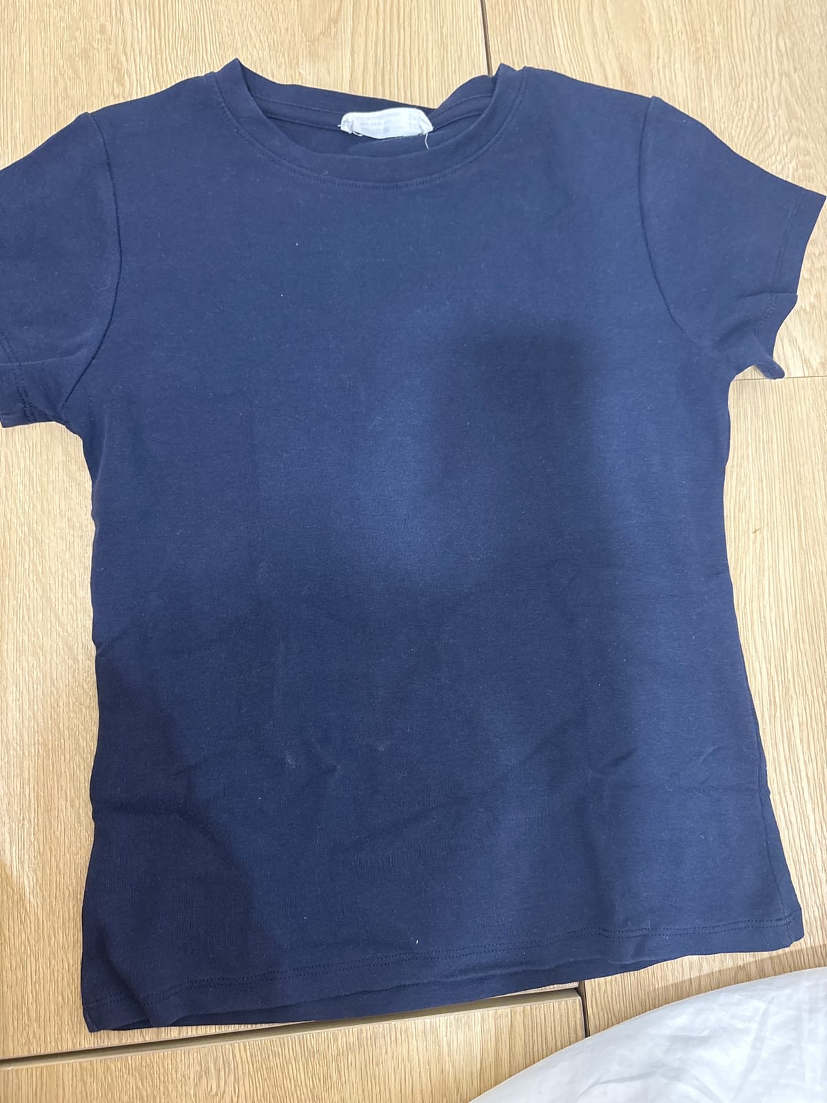 Retro Vibes: Navy 90s Baby Tee