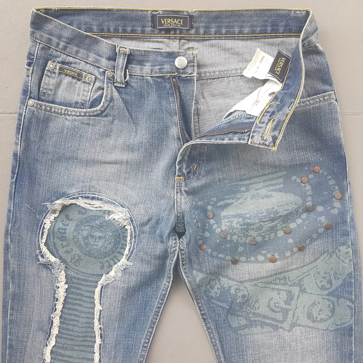 Versace Retro VERSACE Couture Denim Jeans, Made in ITALY, Haute Couture, Exquisite Patchwork, Medusa Logo, Bootcut Jeans, Gianni Versace Flare Bottoms, Luxury Living, ITALIAN Designer Wear, Distressed Look, Nostalgic, Vintage Pants, Timeless Classic - Photo 3