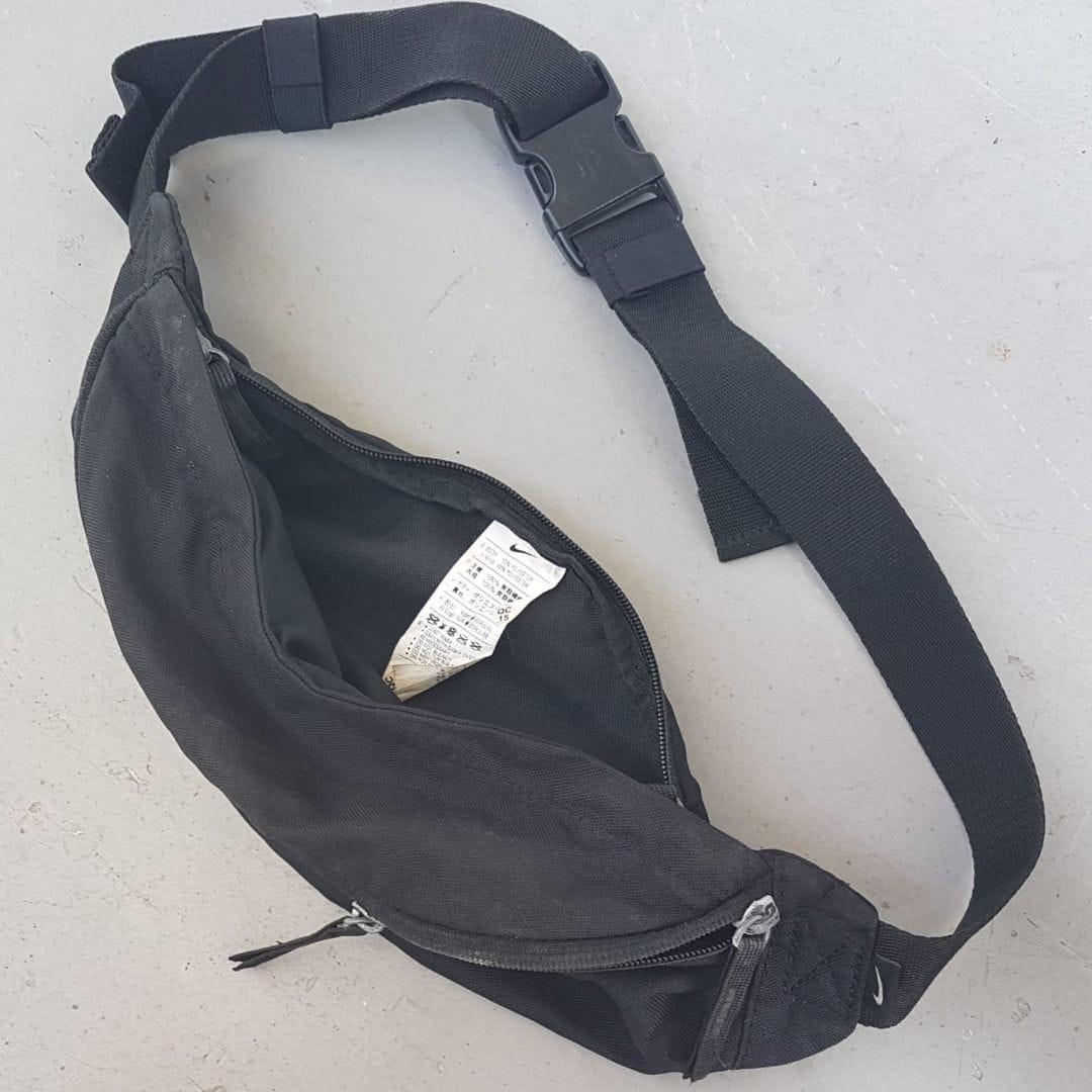 NIKE Waist Pouch / Black Streetwear Fanny Pack - Photo 2