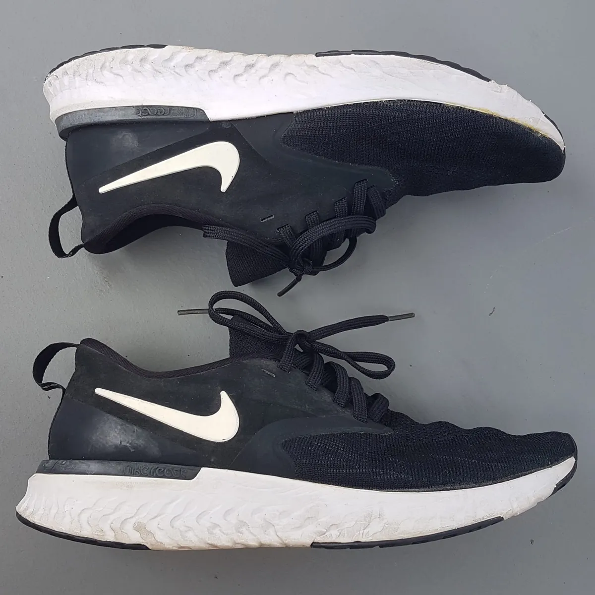 Adidas Original NIKE Black Running Shoes, Nike Odyssey REACT 2 FLYKNIT Sneakers, US 7, UK 5, EU 38, CM 24.5, White Swoosh Logo, Cosmopolitan, Urban Style, Pop Culture, Sophistication, Streetwise, Roadster, Active Lifestyle, Everyday Shoes, Cult Street Fashion - Photo 7