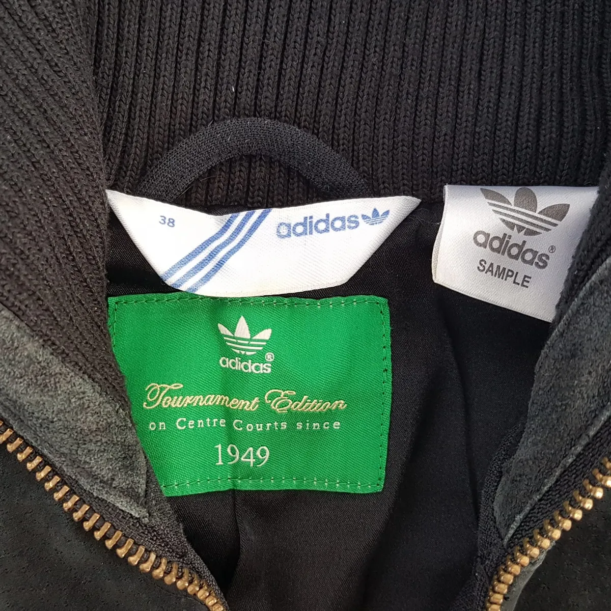 Adidas Retro Adidas Zipper Jacket, Adidas Sample Model, Cosmopolitan, Adidas Championship Edition on Centre Court since 1949, Heritage Black Tracksuit, High Collar, Vintage Coat, Sweatshirt, Outerwear, Sophistication, Pop Culture, Cult Street Fashion - Photo 7
