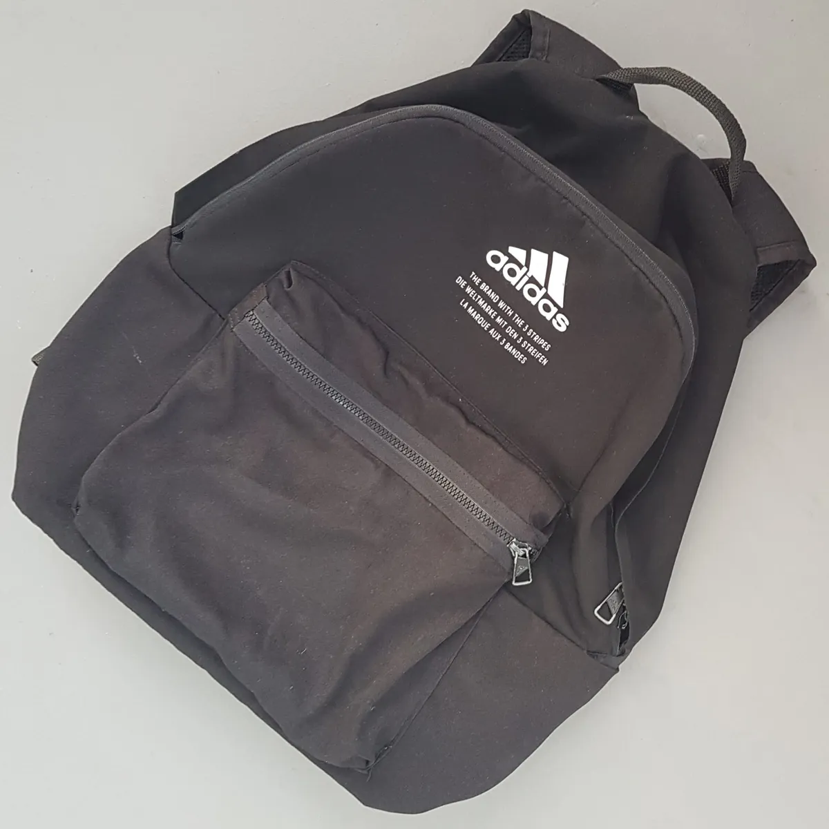 Adidas Classic ADIDAS Backpack, Cool Black Haversack, Iconic 3 Stripes Logo, Original Adidas Rucksack, Cosmopolitan, Cool Carrier, Urban Style, Travel Pack, Backpacker, Sophistication, Streetwise, Outdoor Gear, Cult Street Fashion, Timeless Appeal - Photo 6