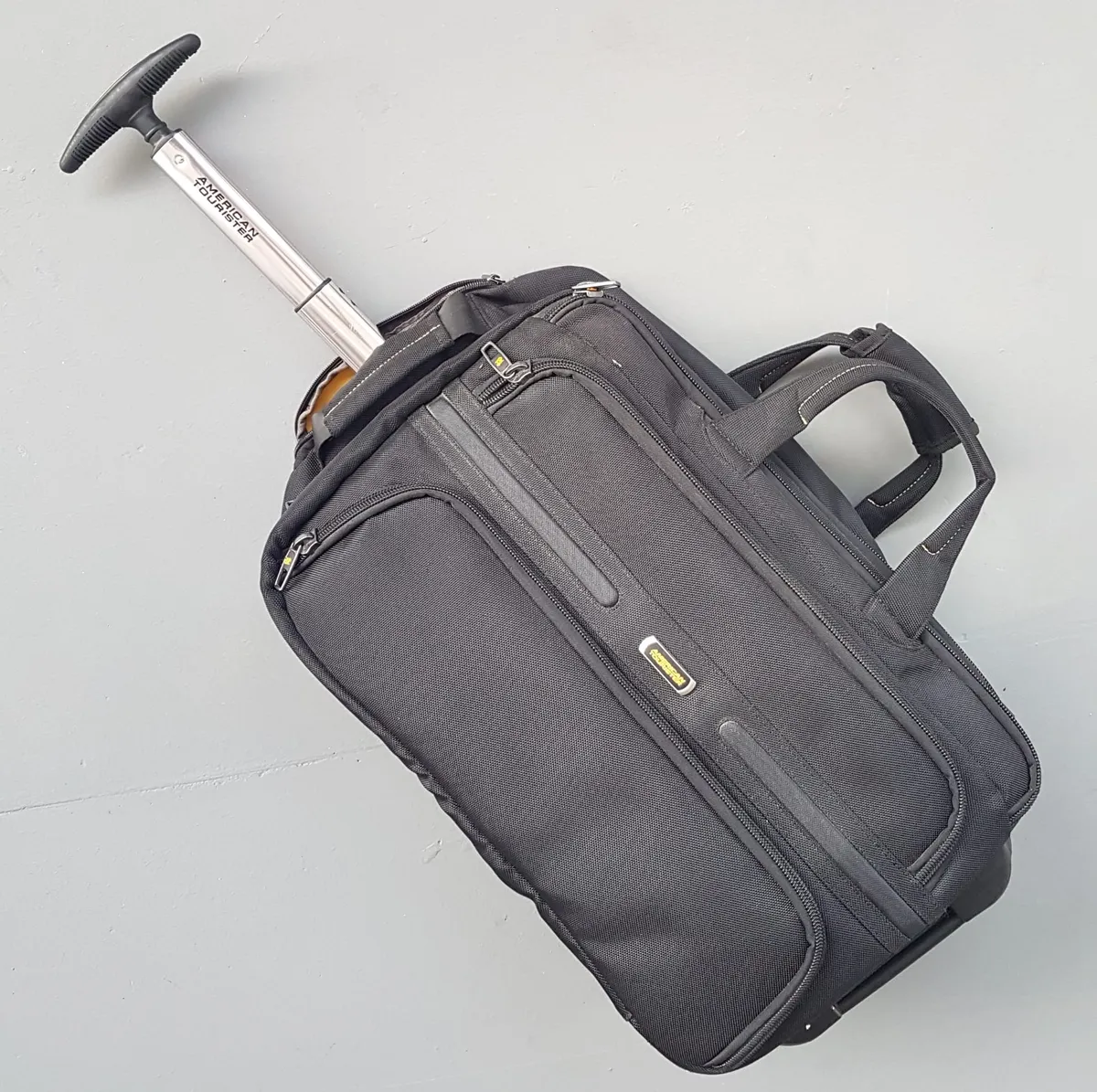 American Tourister, SAMSONITE Original American Tourister Travel Bag, by Samsonite, Retail $300+, Luxury Black Briefcase, Business Pack, Smart Hand carry, Cool Cabin 34 Liter Capacity Designer Luggage, Wheel Trolley, Retractable Handle, Cosmopolitan, Overnighter, Cult Street Fashion - Photo 5