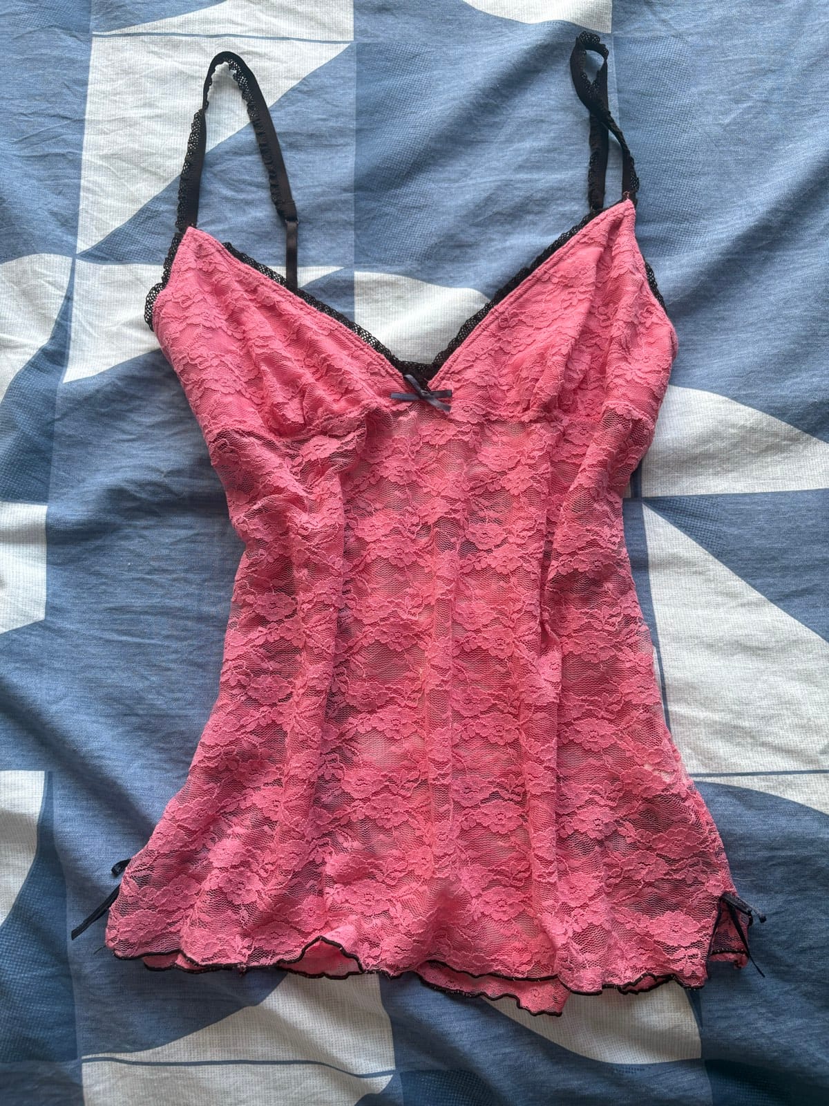 Pink lace camisole with black details!!