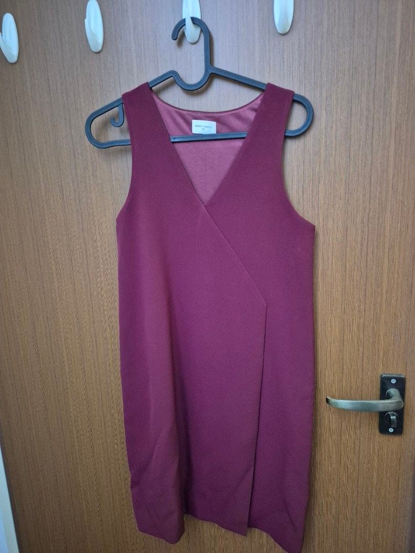 Runway Bandits Sleeveless Burgundy Dress (Size S)