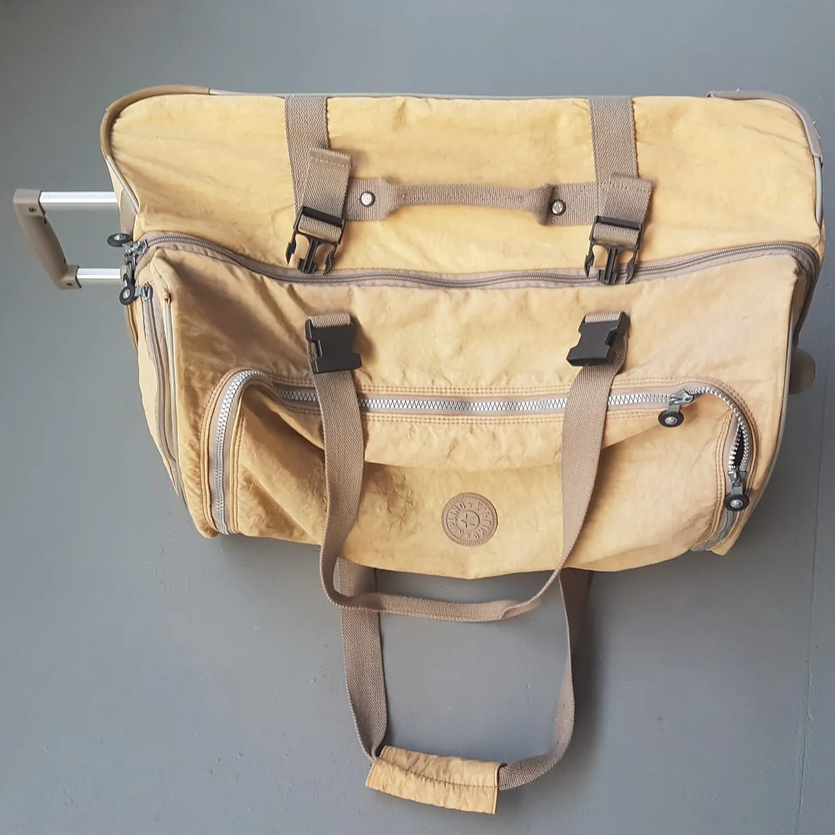 KIPLING Original KIPLING Luggage Bag, from Belgium, Khaki Kipling TEAGAN Model, Wheel Trolley, Retractable Handle, Interior with Kipling Monogram, RETAIL $418, Duffel, Business Pack, Travel Bag, Hand carry, Cult Street Fashion, Multi-Functional Use - Photo 6