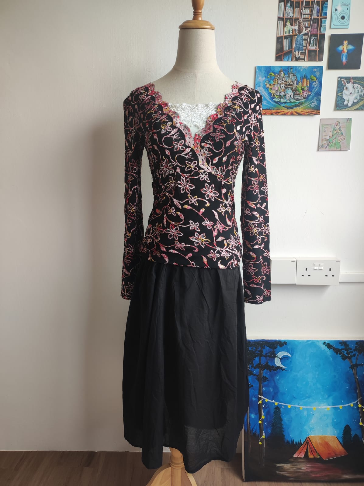 Black Floral Embroidered V-Neck Long Sleeve Top - Photo 4