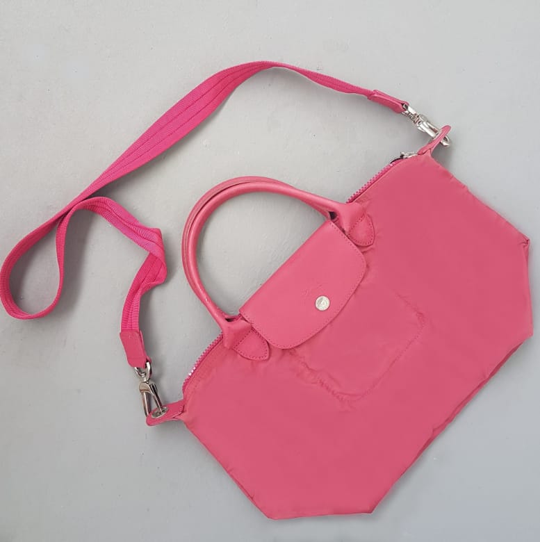 Original Longchamp Tote Bag, LONG CHAMP LE PLIAGE Model, Cosmopolitan, Crossbody Strap, Shoulder Sling Bag, Made in Romania, Haute Couture, Luxury Tote Canvas Designer Bag, Leather Handle & Flap, Urban Style, Duffle, Handbag, Sophistication, Everyday Bag