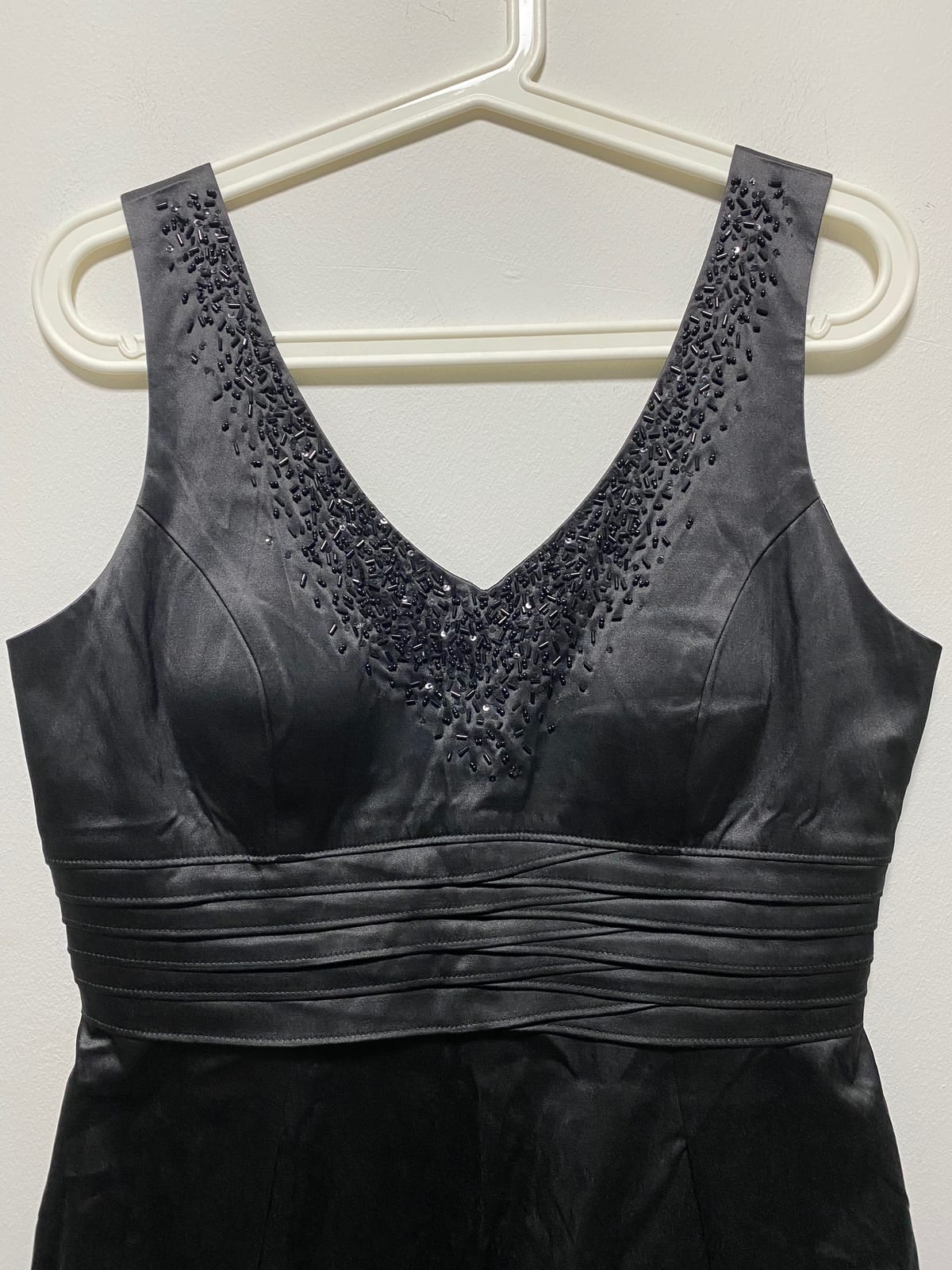 Allure Noir ALLURE NOIR Black Sleeveless Lined Dress With Sequins (US 8 / UK 10) - Photo 2