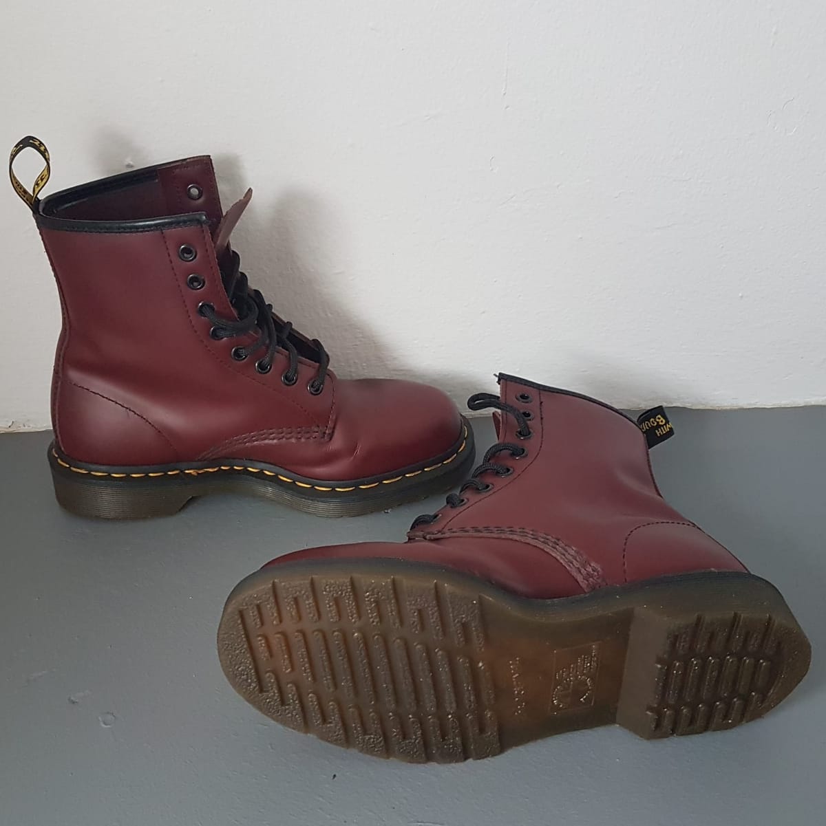 Doc Martens Retro Dr. Martens 1460 Cherry Red Smooth Leather Lace Up Boots, US 8, UK 6, EU 38, Cosmopolitan, Doc Martens AirWair Model, Sophistication, Luxury Living, Pop Culture, Hip Hop, Rock Star, Timeless Appeal, Urban Style - Photo 4