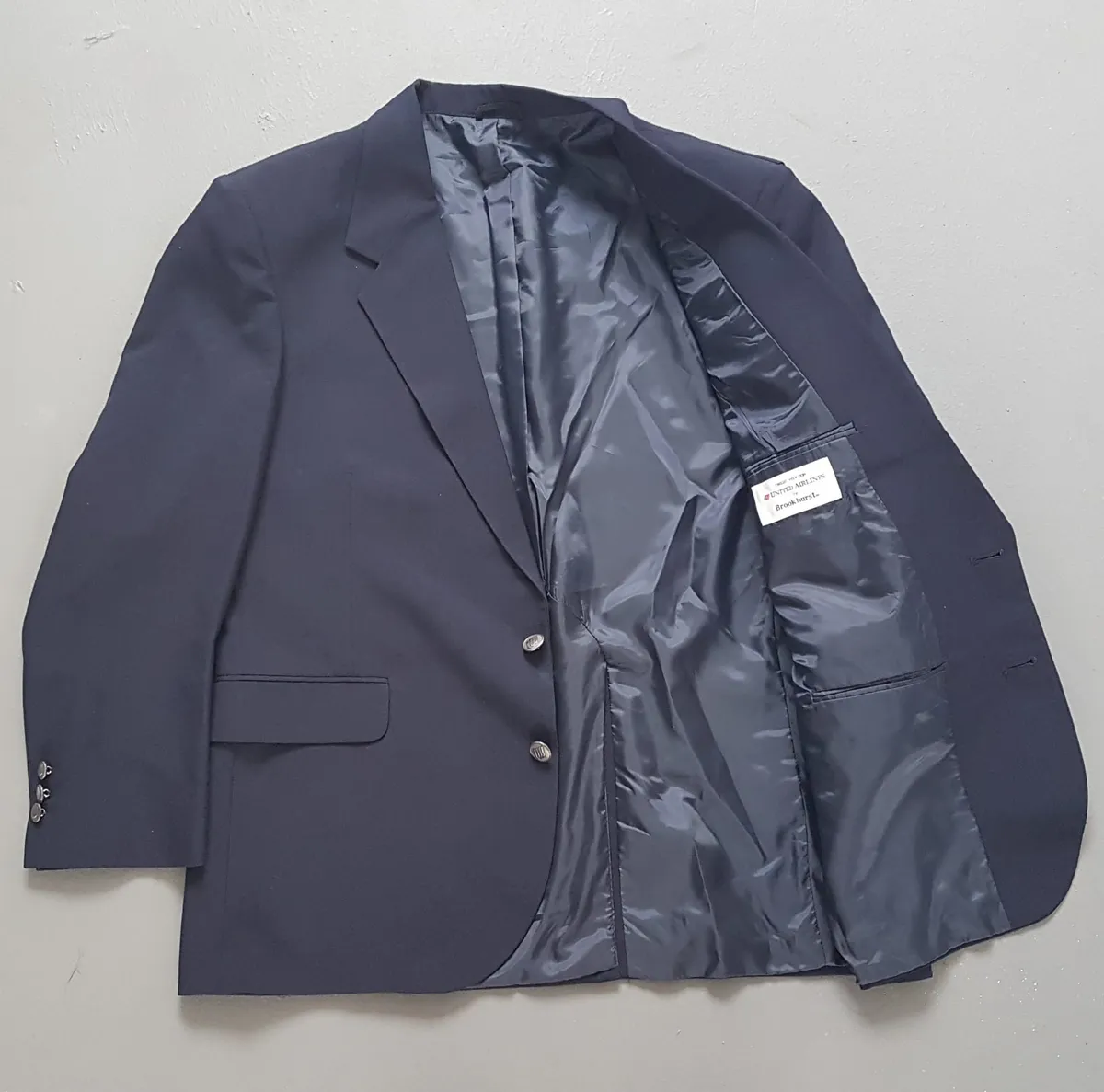 United Airlines Vintage 1970’s United Airlines Uniform, Retro Flight Attendant Navy Blue Tuxedo, Single Breasted Suits, UA Tulip Logo Metallic Buttons, LARGE Padded Shoulder Coat, Two Front Buttons, Designer Blazer, Cosmopolitan, Topcoat, Overcoat, Timeless Classic - Photo 5