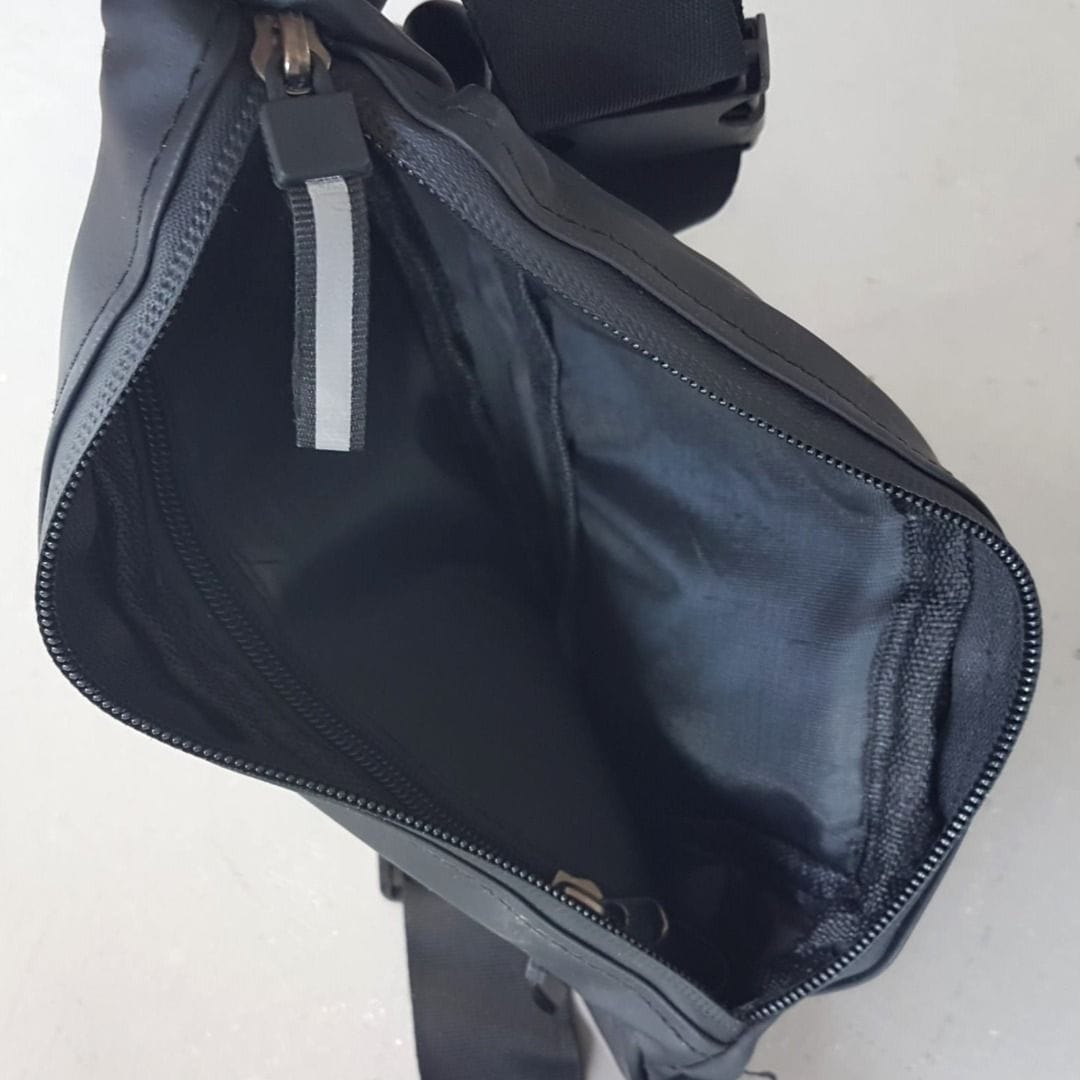 Sleek Black Waterproof Waist Pouch/Fanny Pack