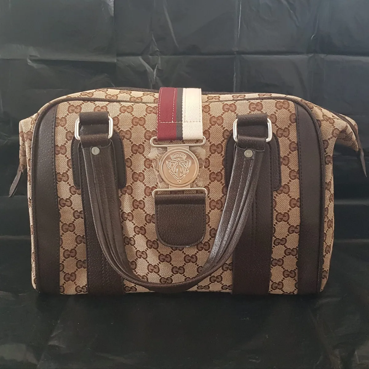 Retro GUCCI Tote Bag, ITALY, Gucci GG Monogram, Brown & Beige, Distinctive Gucci Crest Enclosure, Cosmopolitan, Duffle, Boston Bag, Luxury Living, Everyday Handbag, Urban Style, Sophistication, Timeless Appeal, Cult Street Fashion