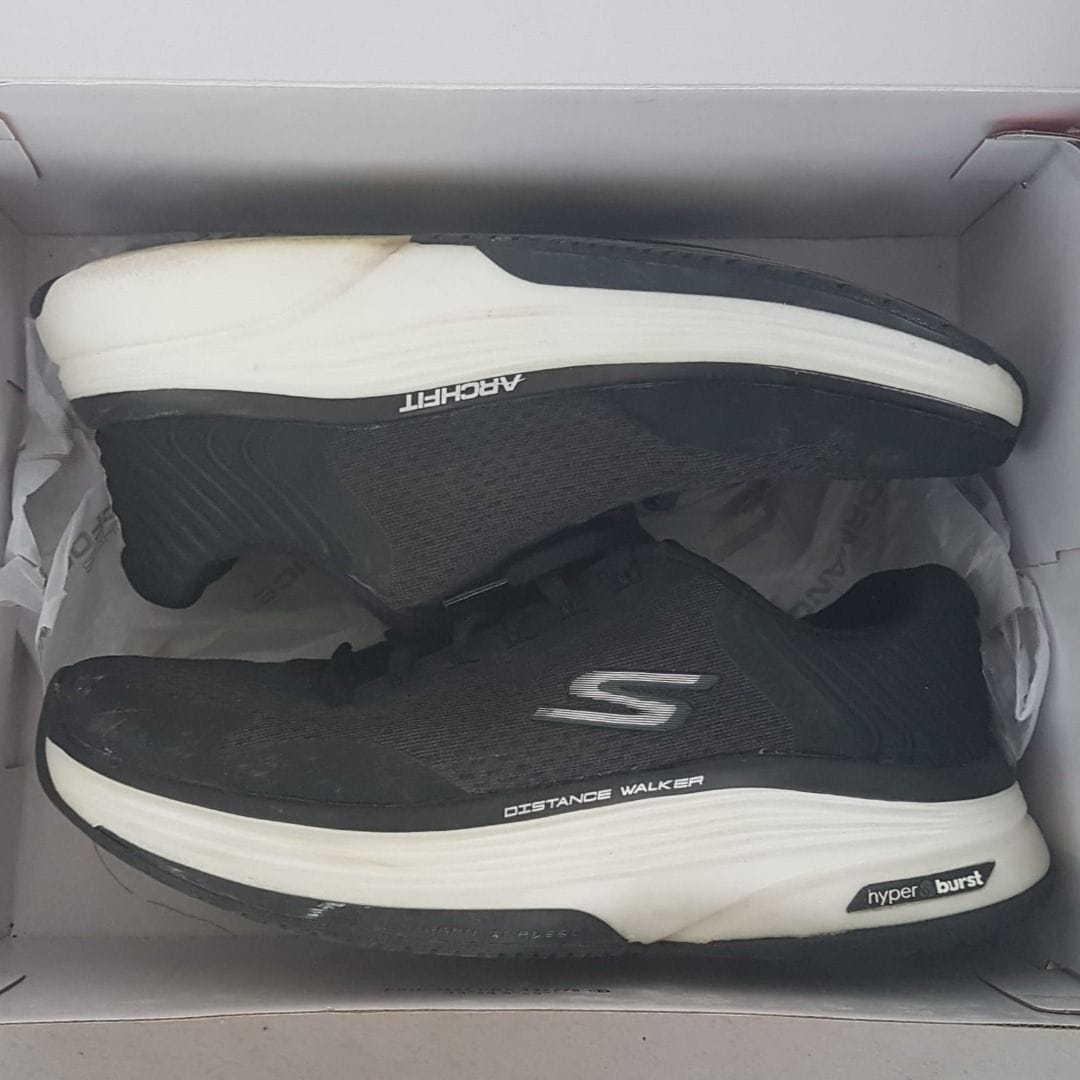 Skechers Go Walk Distance Walker Sneakers - Sleek & Comfy Vibes - Photo 3