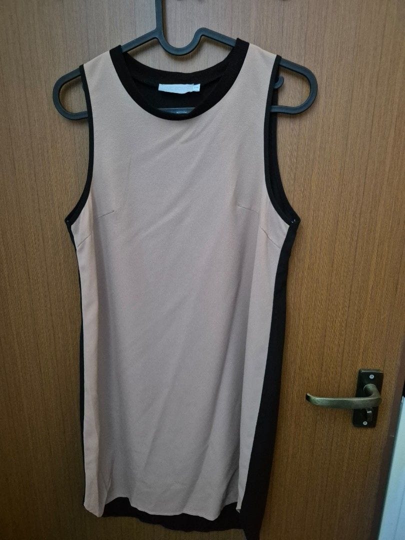 Love, Bonito Sleeveless Top - Classy & Chic (Size S)