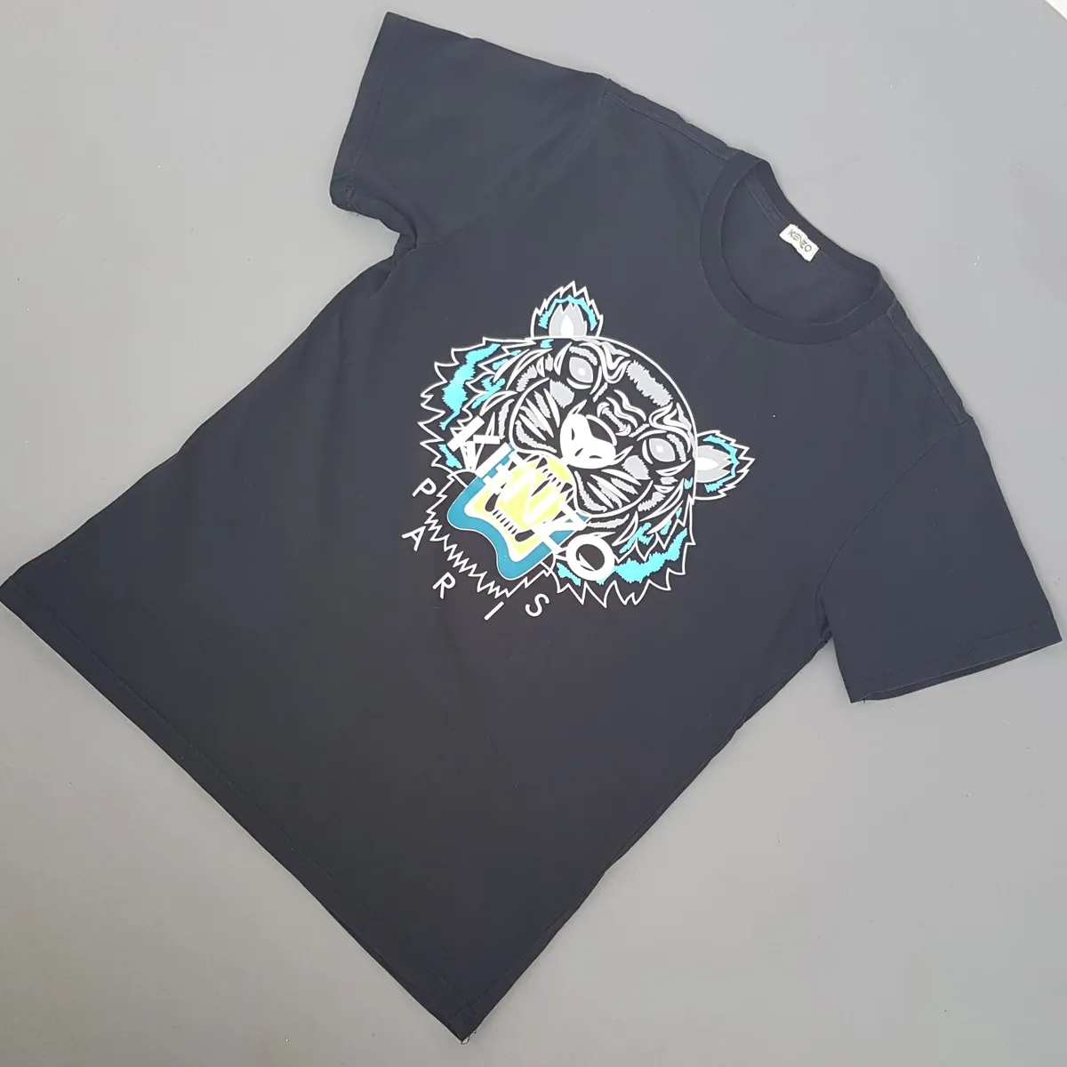 KENZO Original KENZO Paris T-Shirt, SMALL Black Top, Art Décor Shirt, Multi-Color TIGER Logo, Graphic Tee, Luxury Living, Cosmopolitan, Urban Style, Timeless Classic, Ready-to-wear, Japanese Designer, Italian Workmanship, Sophistication, Cult Street Fashion