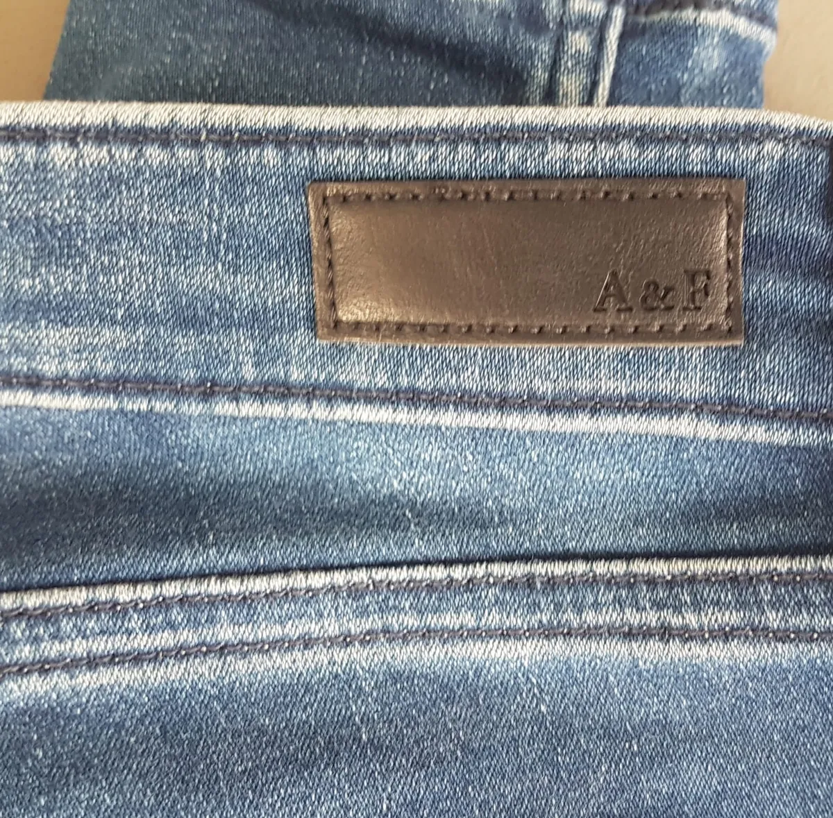Abercrombie & Fitch Abercrombie & Fitch Denim Jeans, Harper Low Rise Jean Legging, Cosmopolitan, Cool Stretchable Sexy Bottoms, Size 26, Original AF Skinny Model, Bootcut Jeans, Sophistication, Streetwise, Pop Culture, Hip Hop, Rock Star, Timeless Classic, Urban Style - Photo 8