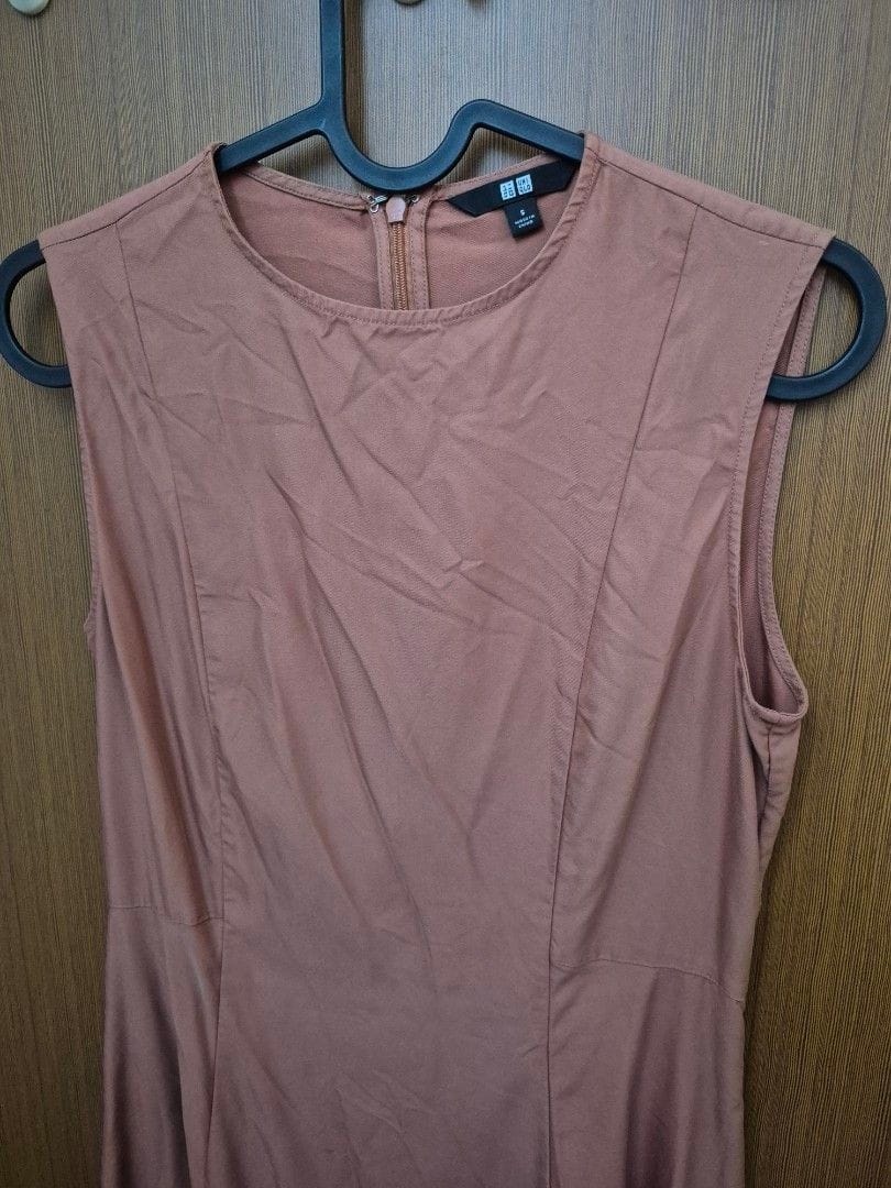 Uniqlo Uniqlo Sleeveless Dress - Super Chic & Comfy! - Photo 4
