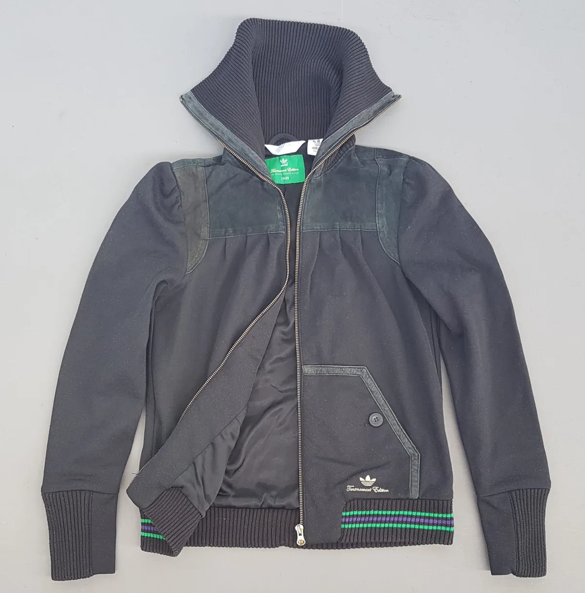 Adidas Retro Adidas Zipper Jacket, Adidas Sample Model, Cosmopolitan, Adidas Championship Edition on Centre Court since 1949, Heritage Black Tracksuit, High Collar, Vintage Coat, Sweatshirt, Outerwear, Sophistication, Pop Culture, Cult Street Fashion - Photo 2