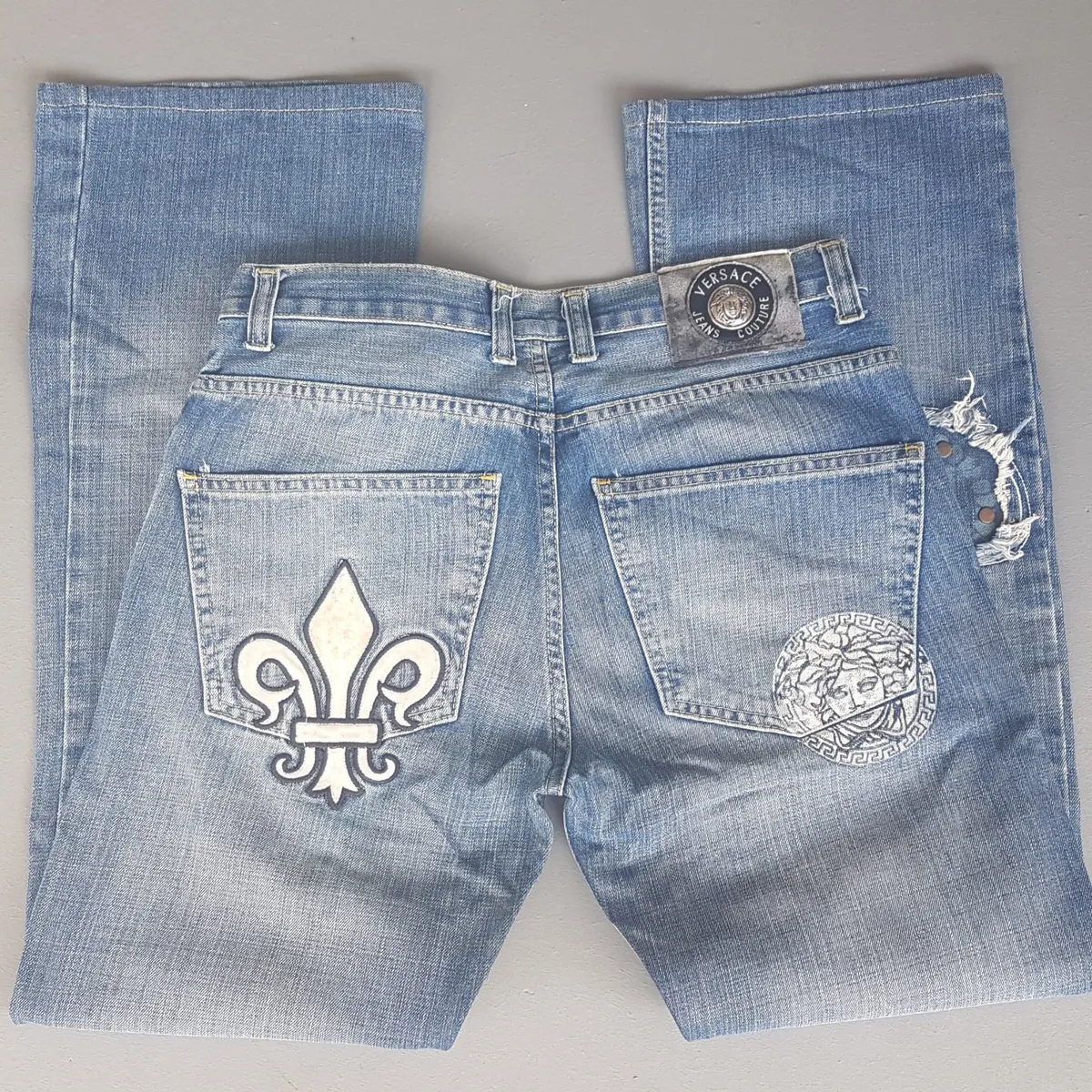 Versace Retro VERSACE Couture Denim Jeans, Made in ITALY, Haute Couture, Exquisite Patchwork, Medusa Logo, Bootcut Jeans, Gianni Versace Flare Bottoms, Luxury Living, ITALIAN Designer Wear, Distressed Look, Nostalgic, Vintage Pants, Timeless Classic - Photo 7