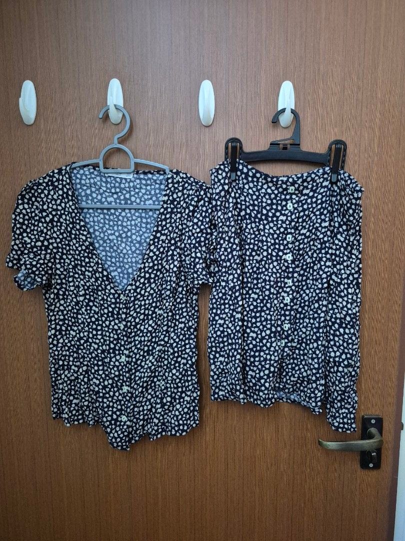 Mango Floral Navy Top & Skirt Set - XS, Super Cute!