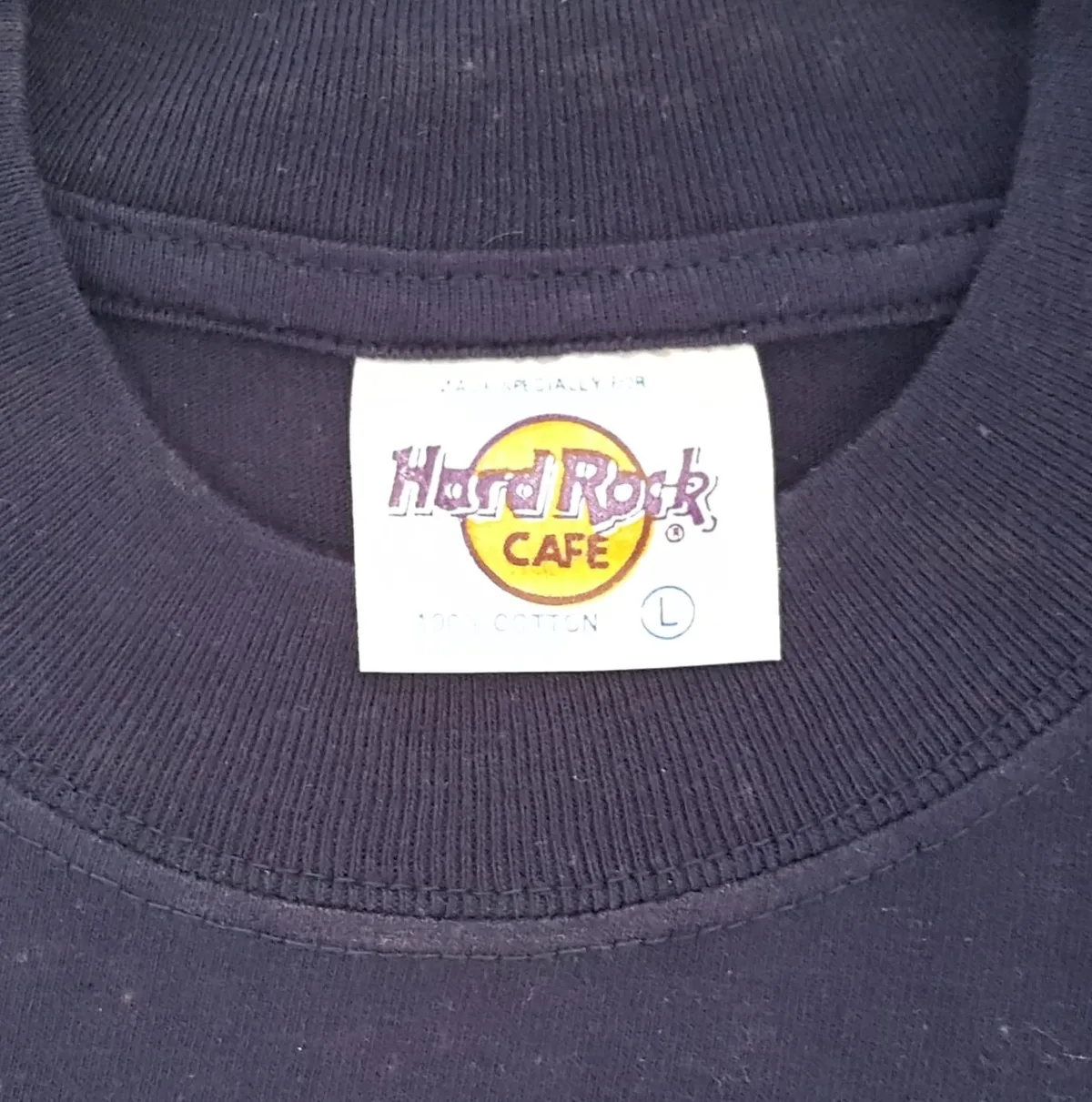 Hard Rock Cafe Original Hard Rock Cafe BEIJING "Save the Planet" T-Shirt, Navy Blue Tee, LARGE Crewneck Top, Vintage Hard Rock Graphic Shirt, Cosmopolitan, Urban Style, Timeless Appeal, Sophistication, Pop Culture, Hip Hop, Rock Star, Cult Street Fashion, Souvenir - Photo 5
