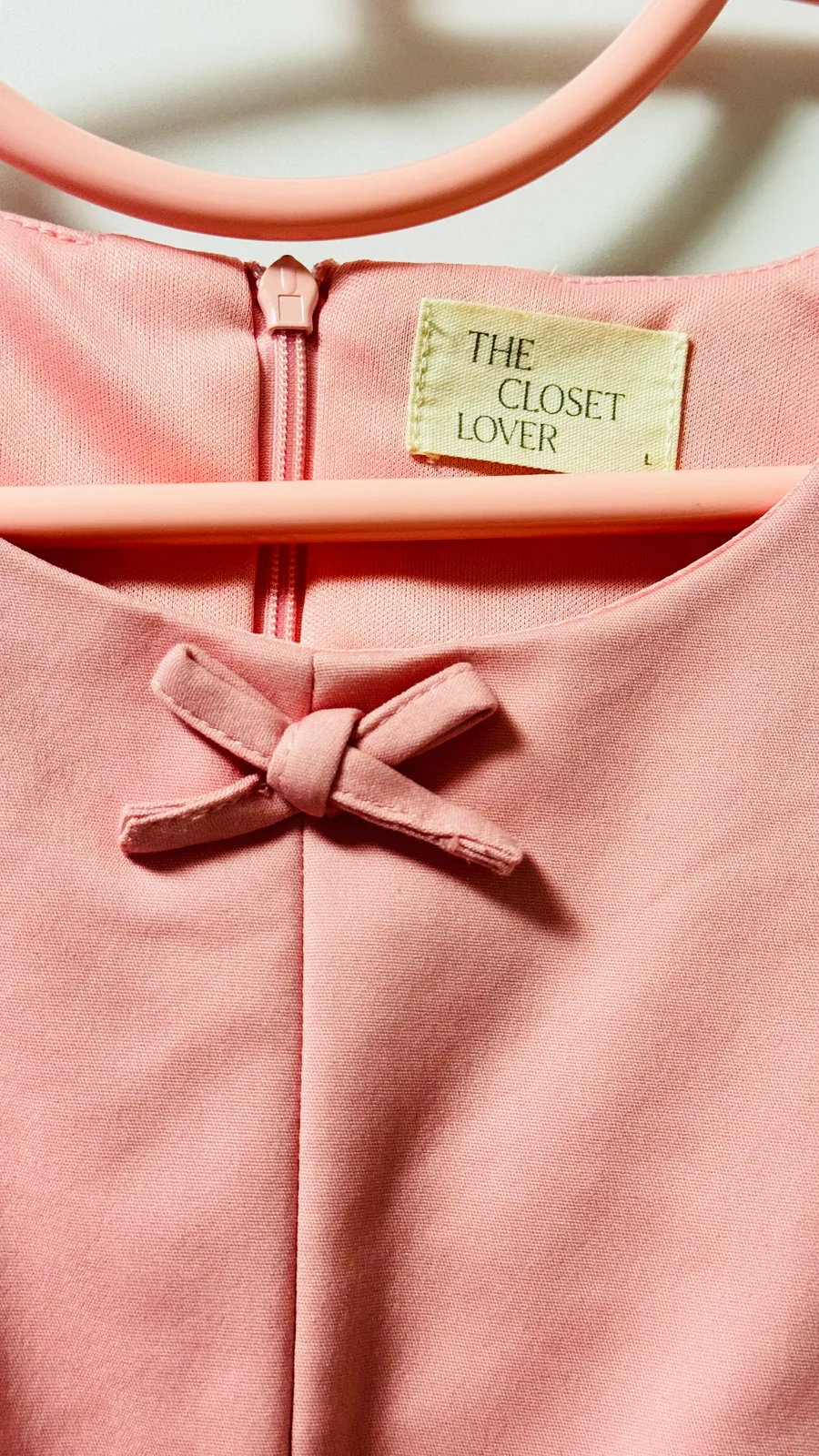 The Closet Lover Chic Pink Sleeveless Top with Cute Bow Details 🌸 - Photo 5