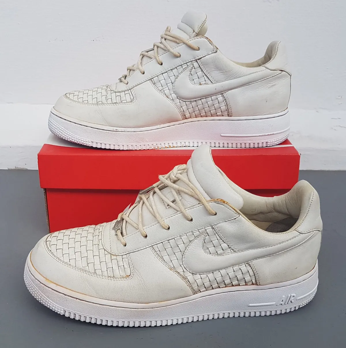 Nike Retro NIKE Air Force 1 Lux Low Shoes, Vintage 2003 Sneakers, US 10, UK 9, EU 44.5, CM 28, Made in ITALY, Cosmopolitan, OFF-WHITE Italian Leather Woven Shoes, Timeless AF1 Design, Sophistication, Pop Culture, Hip Hop, Rock Star, Cult Street Fashion